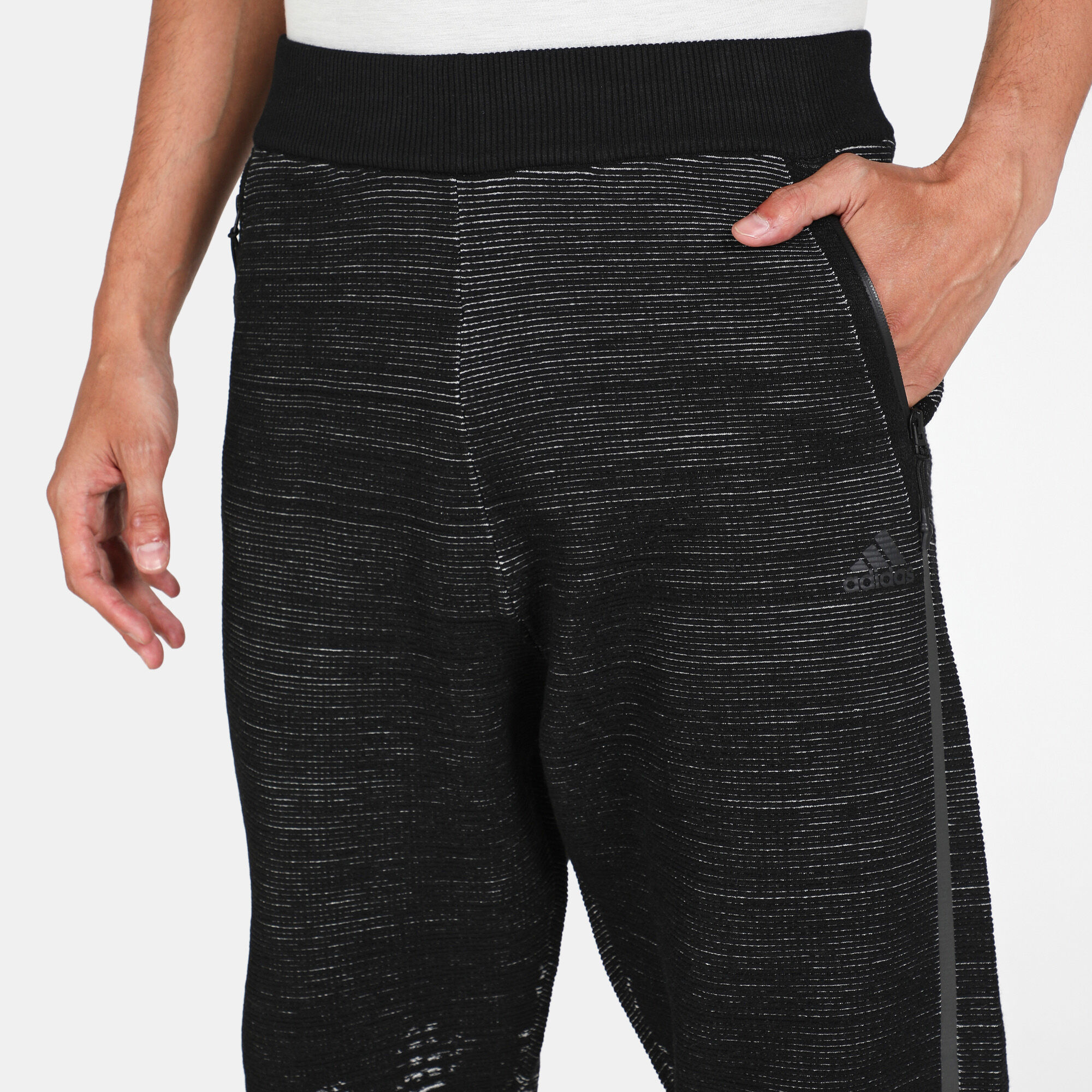 Buy adidas Men s Z.N.E Pulse Knit Pants Black in Kuwait SSS