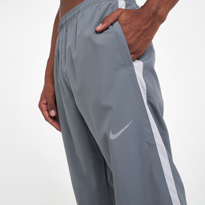 Nike Men's Run Stripe Sweatpants image number 3