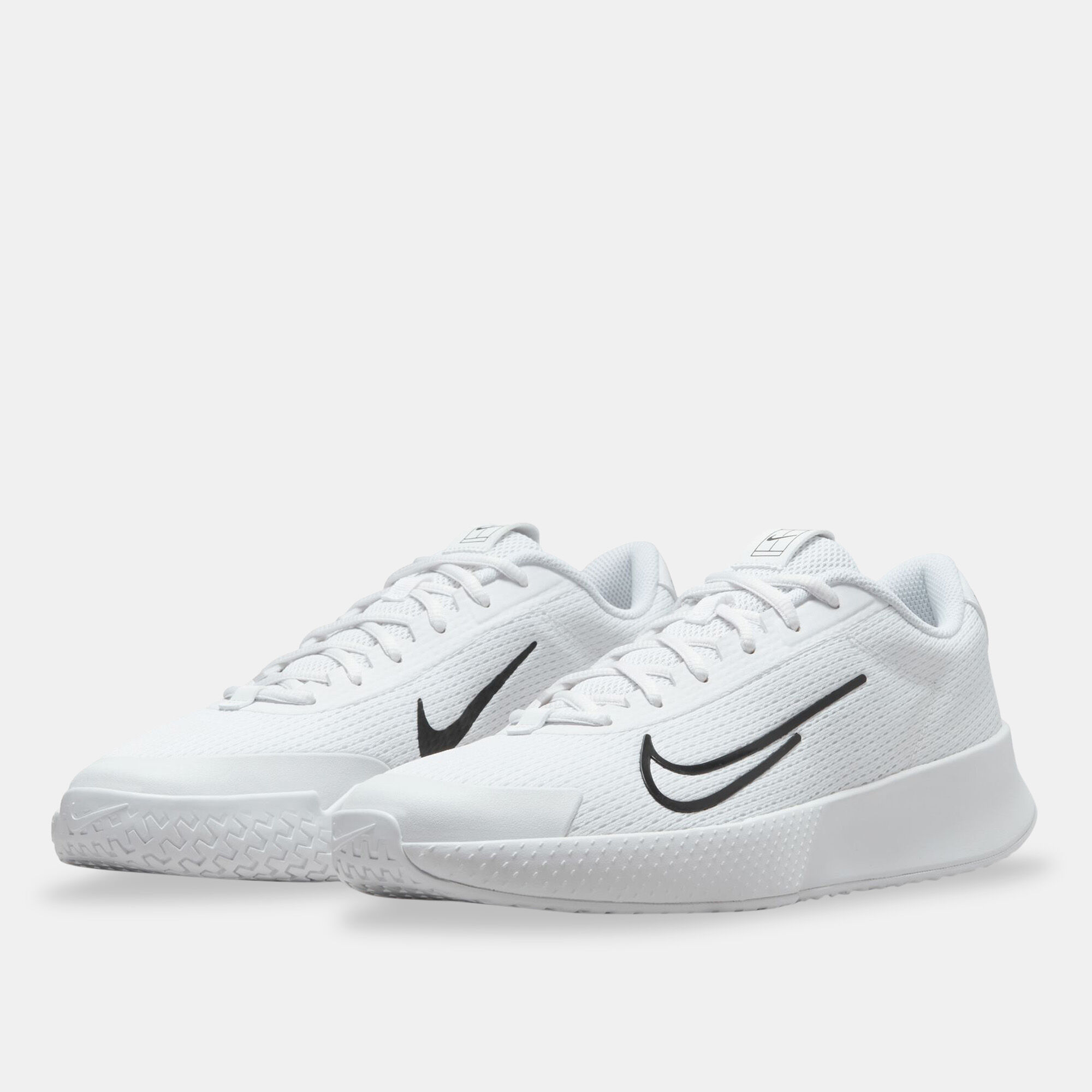 Men s Court Vapor Lite 2 Hard Court Tennis Shoes White Nike in Kuwait SSS
