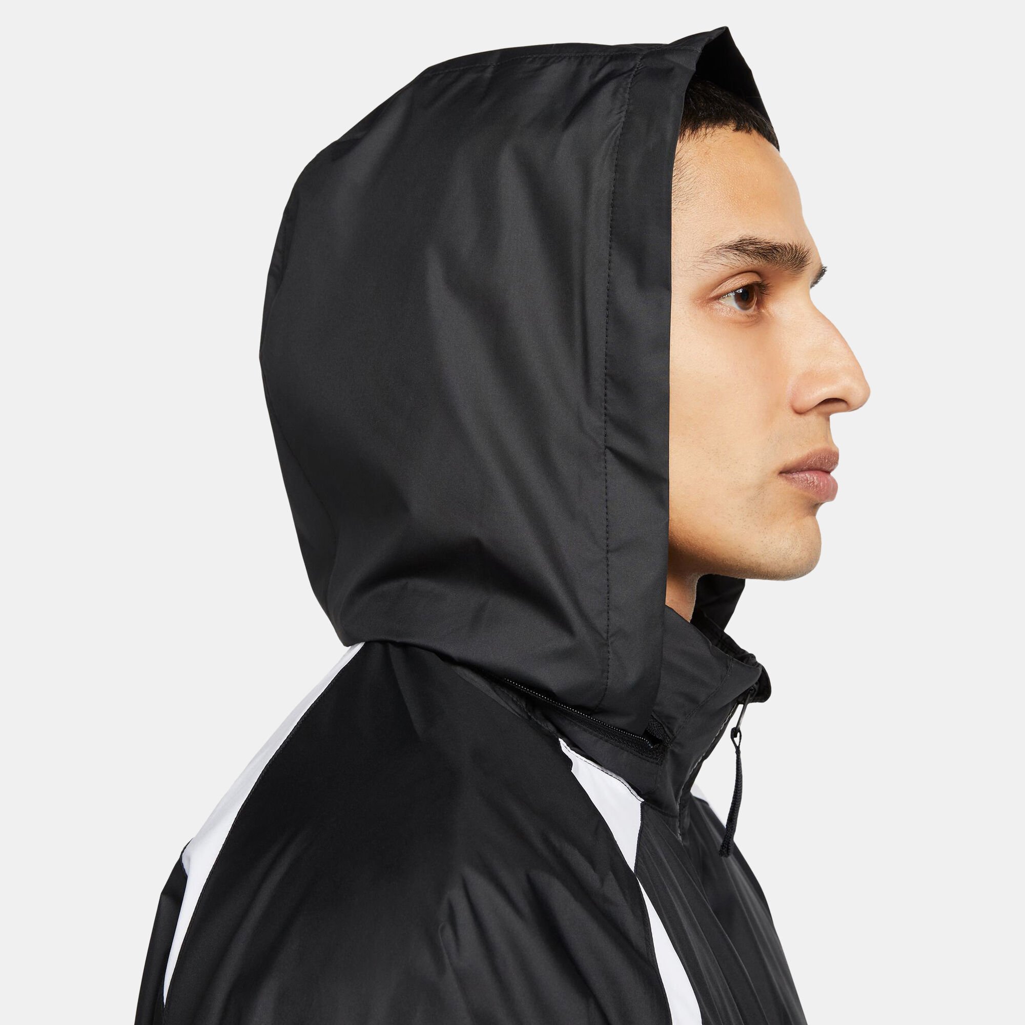 Mens lightweight nike jacket 2025