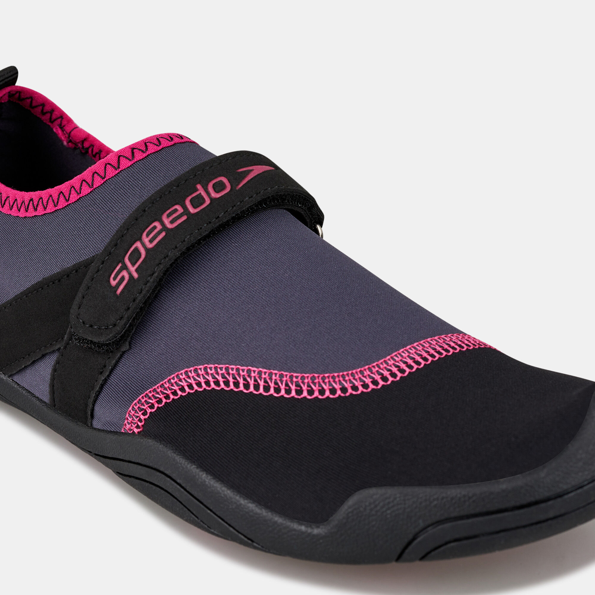 Speedo store hybrid shoe