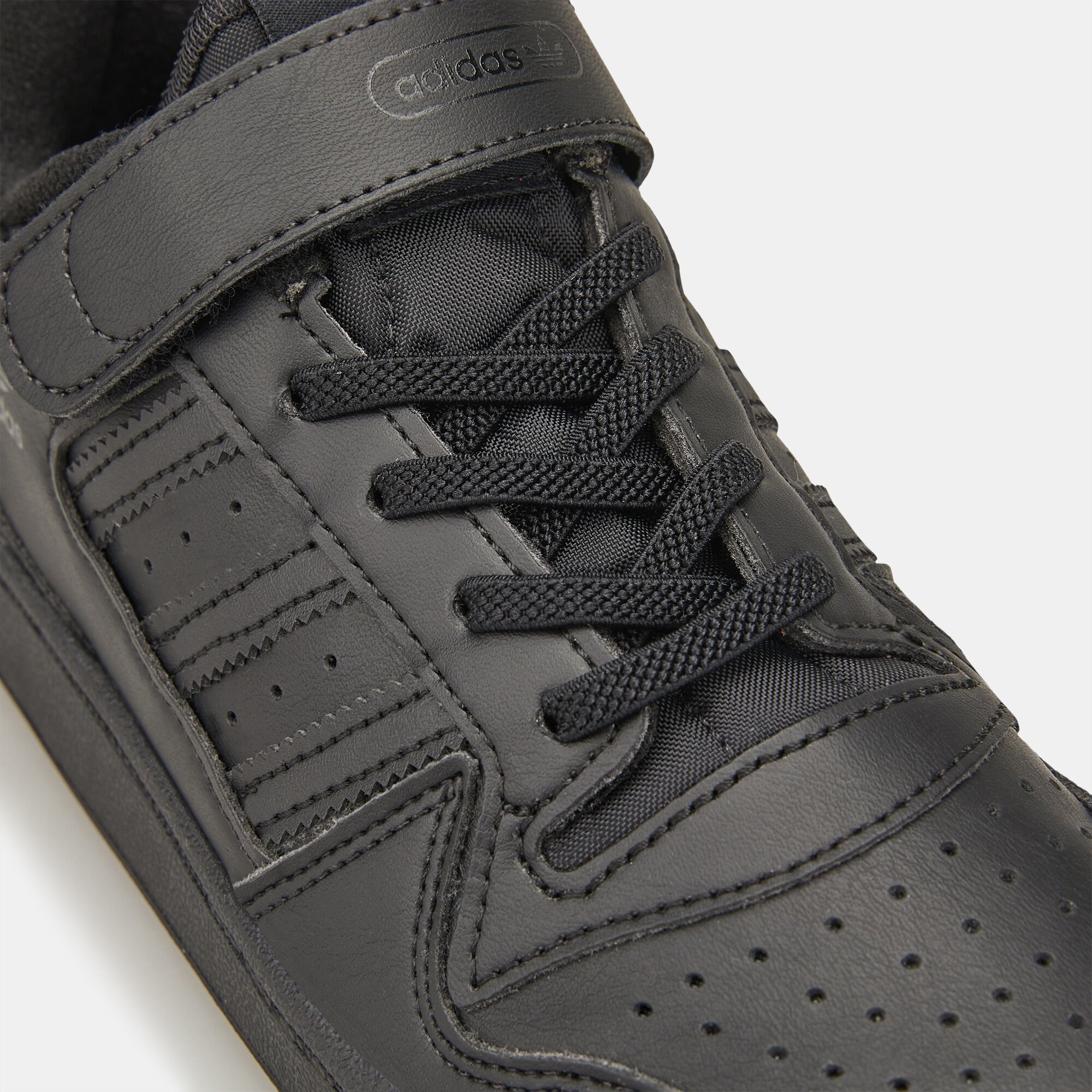 Kids Forum Low Velcro Shoes Younger Kids Black adidas Originals in Kuwait SSS