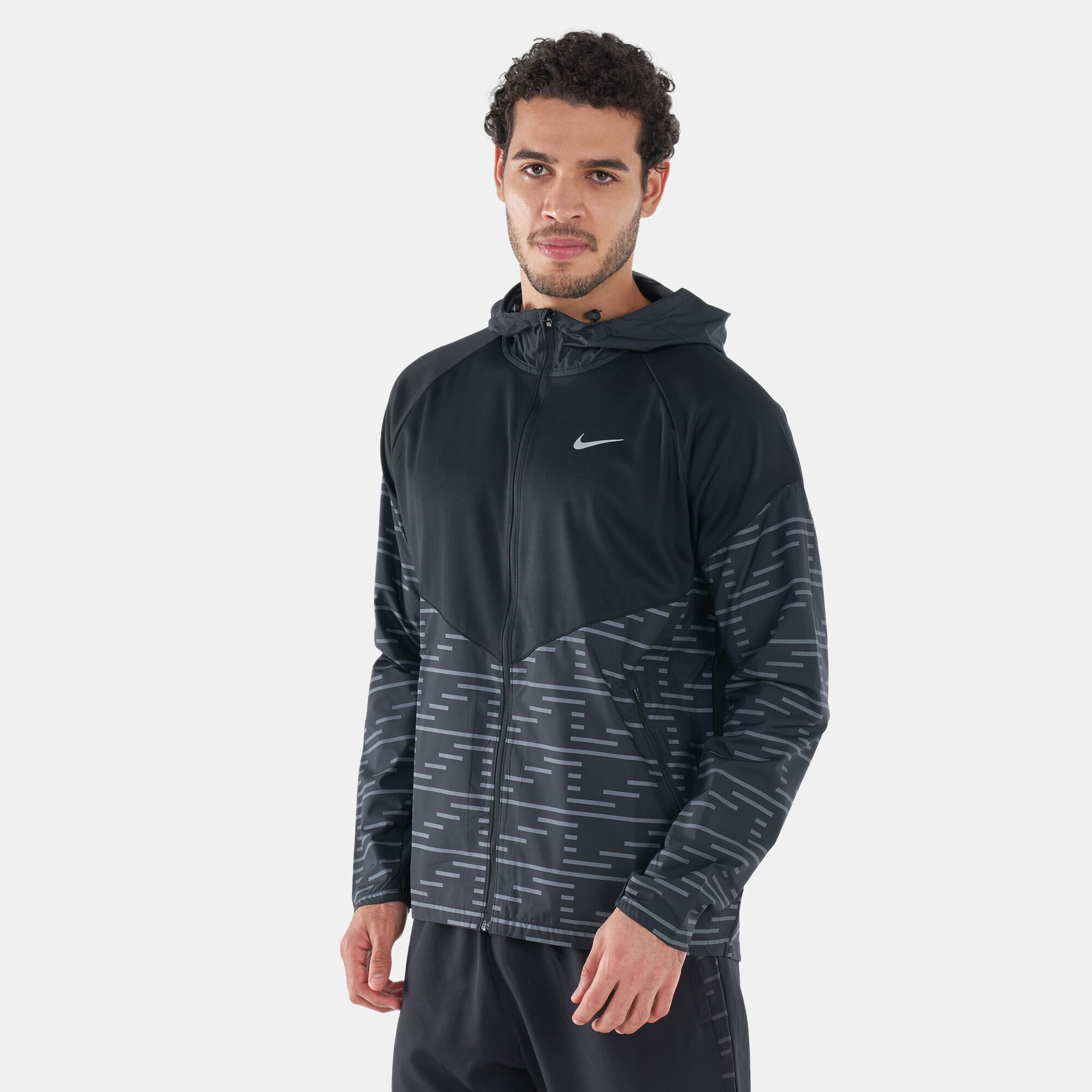 Buy Nike Men s Therma FIT Repel Run Division Miler Jacket Black in