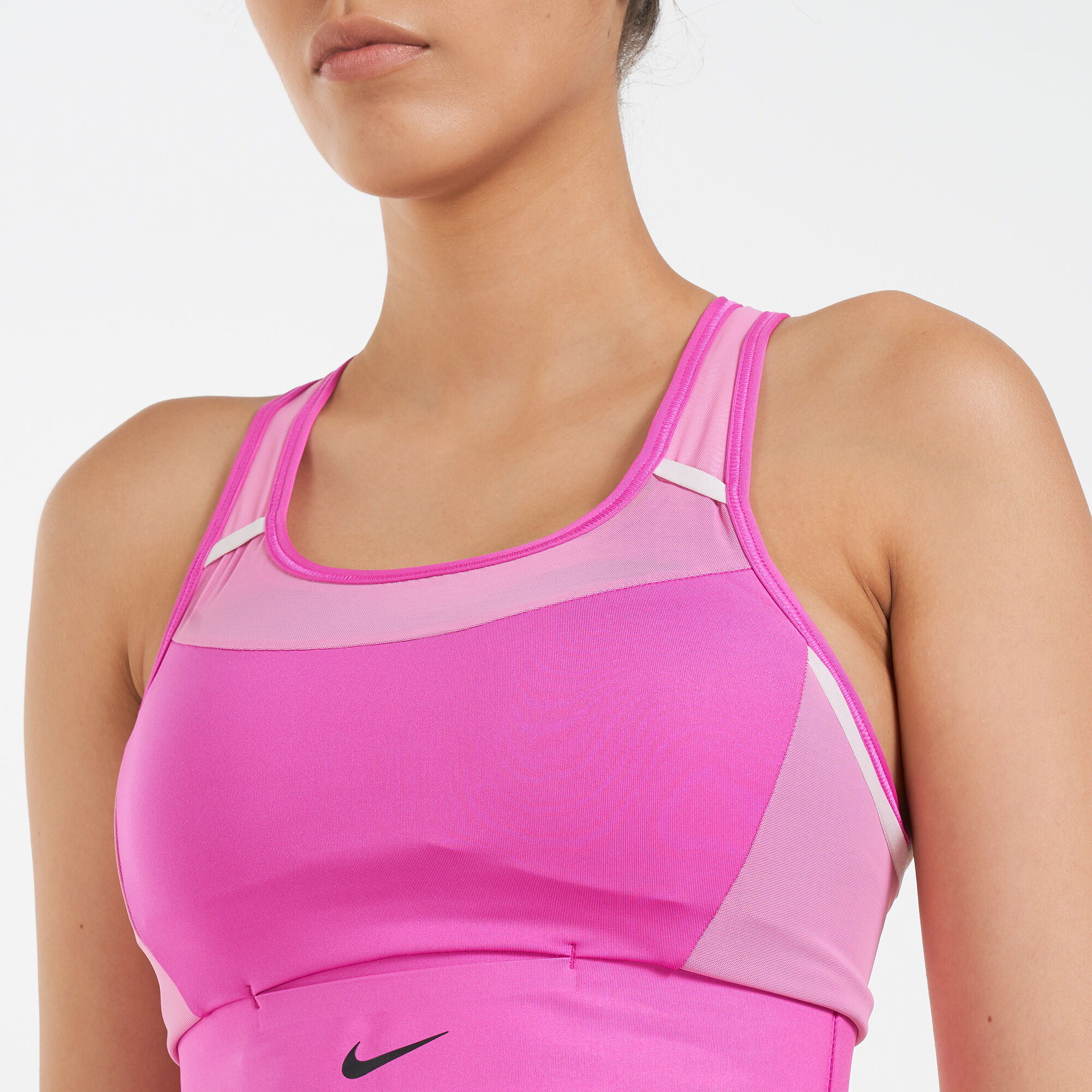 Swoosh pocket sports sales bra