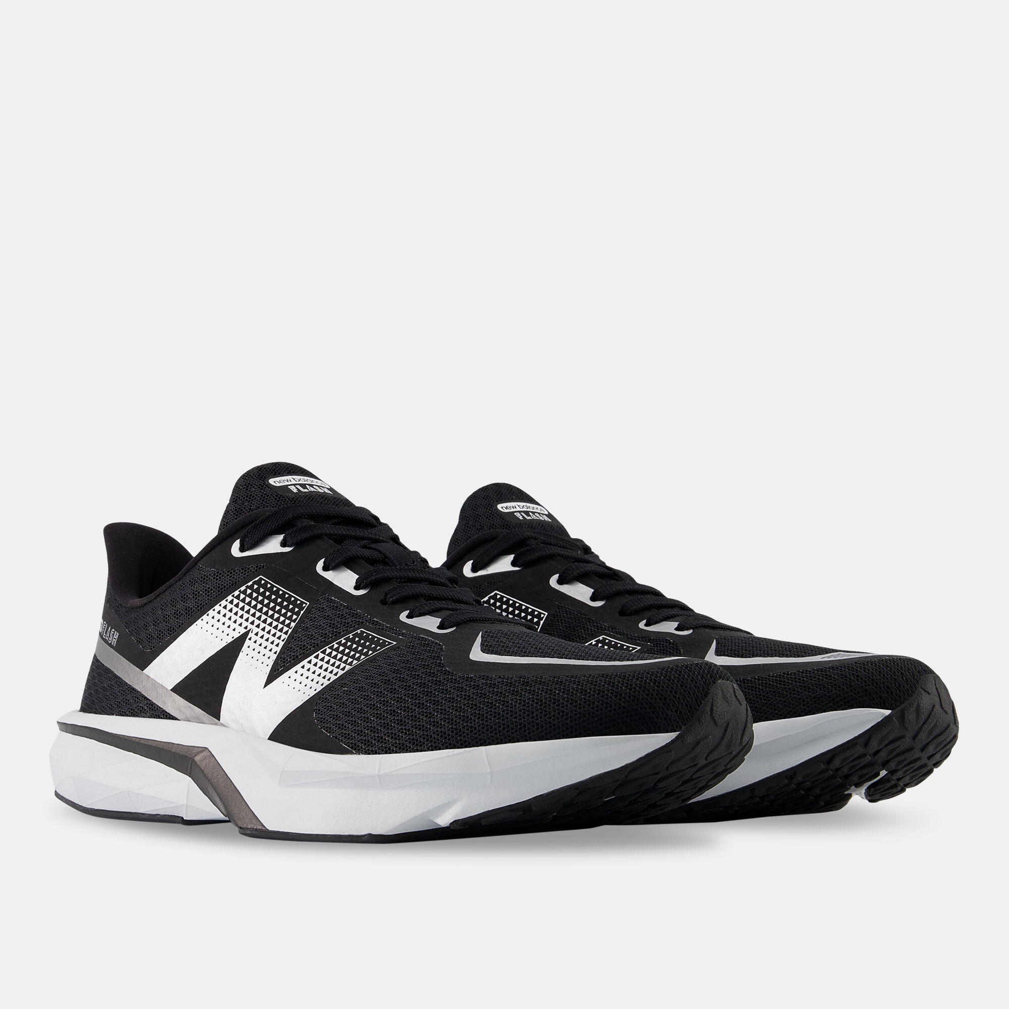 New balance men's flash running shoes discount
