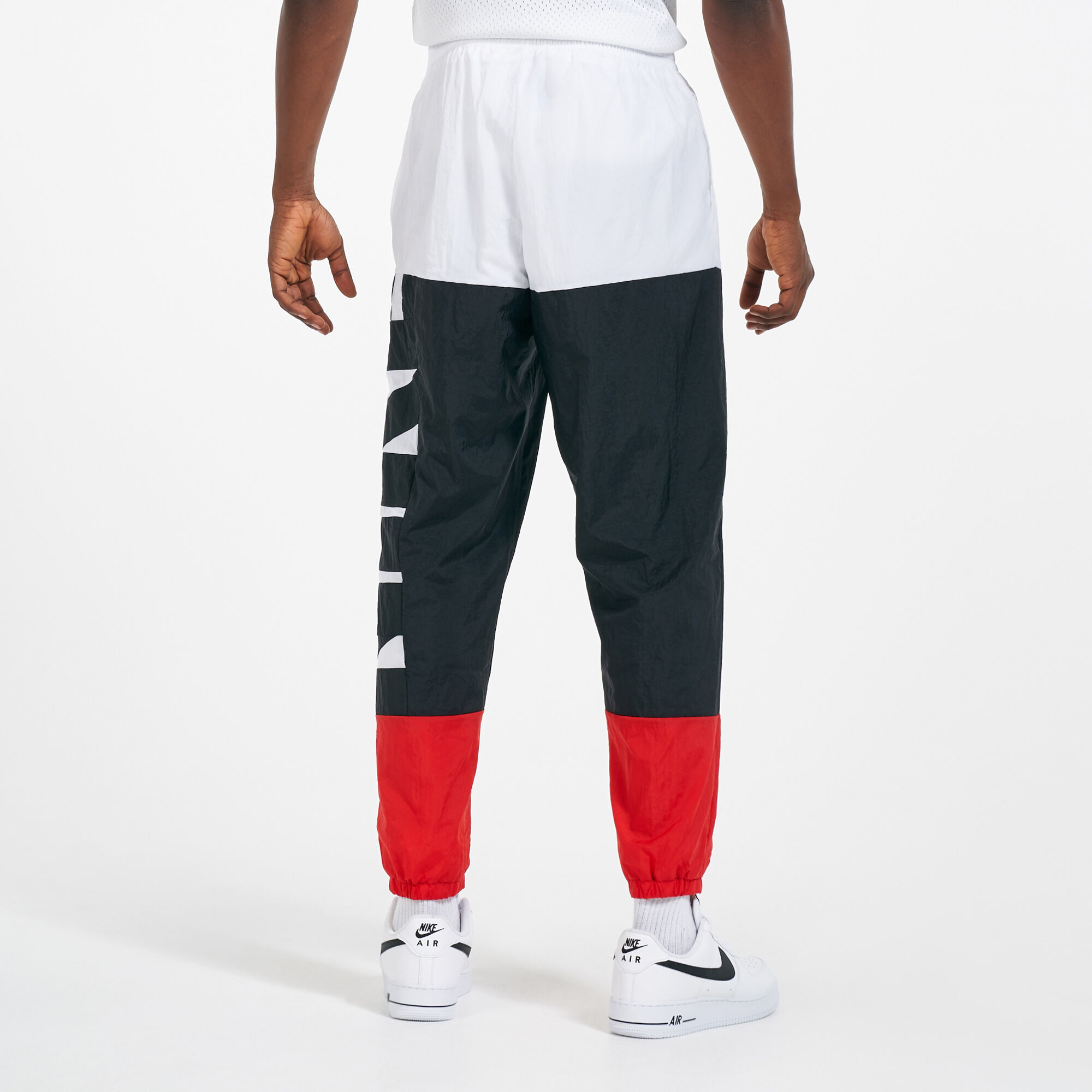 Buy Nike Trousers online - Women - 123 products | FASHIOLA.in