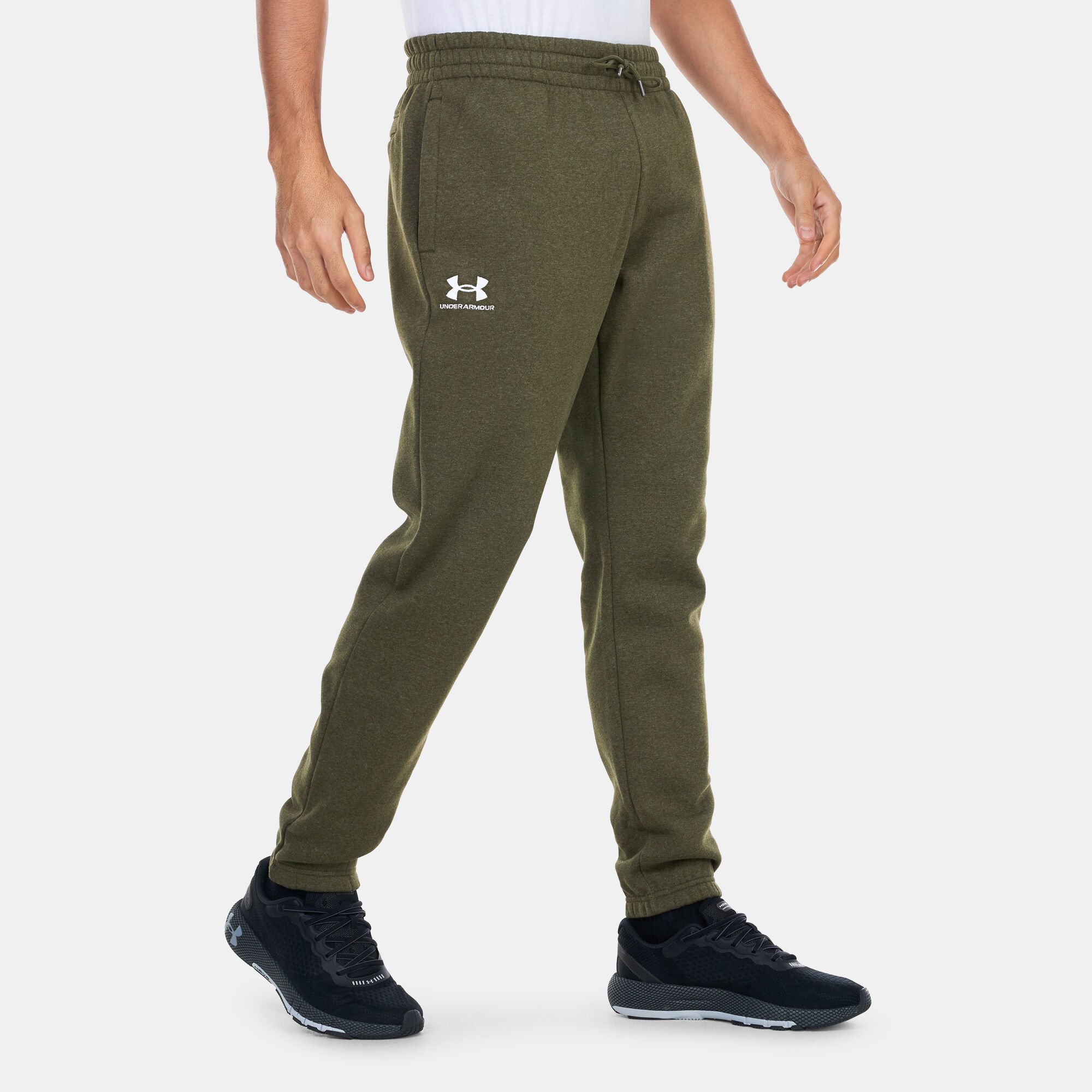 Under armour slim fit joggers deals