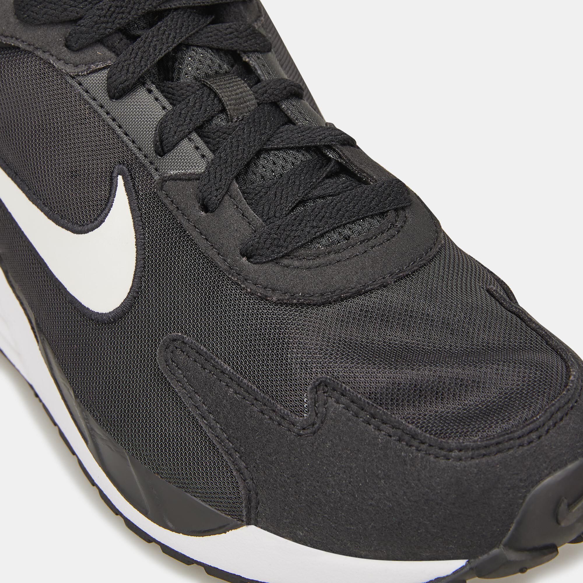 Men s Air Max Solo Shoes Black Nike in Kuwait SSS
