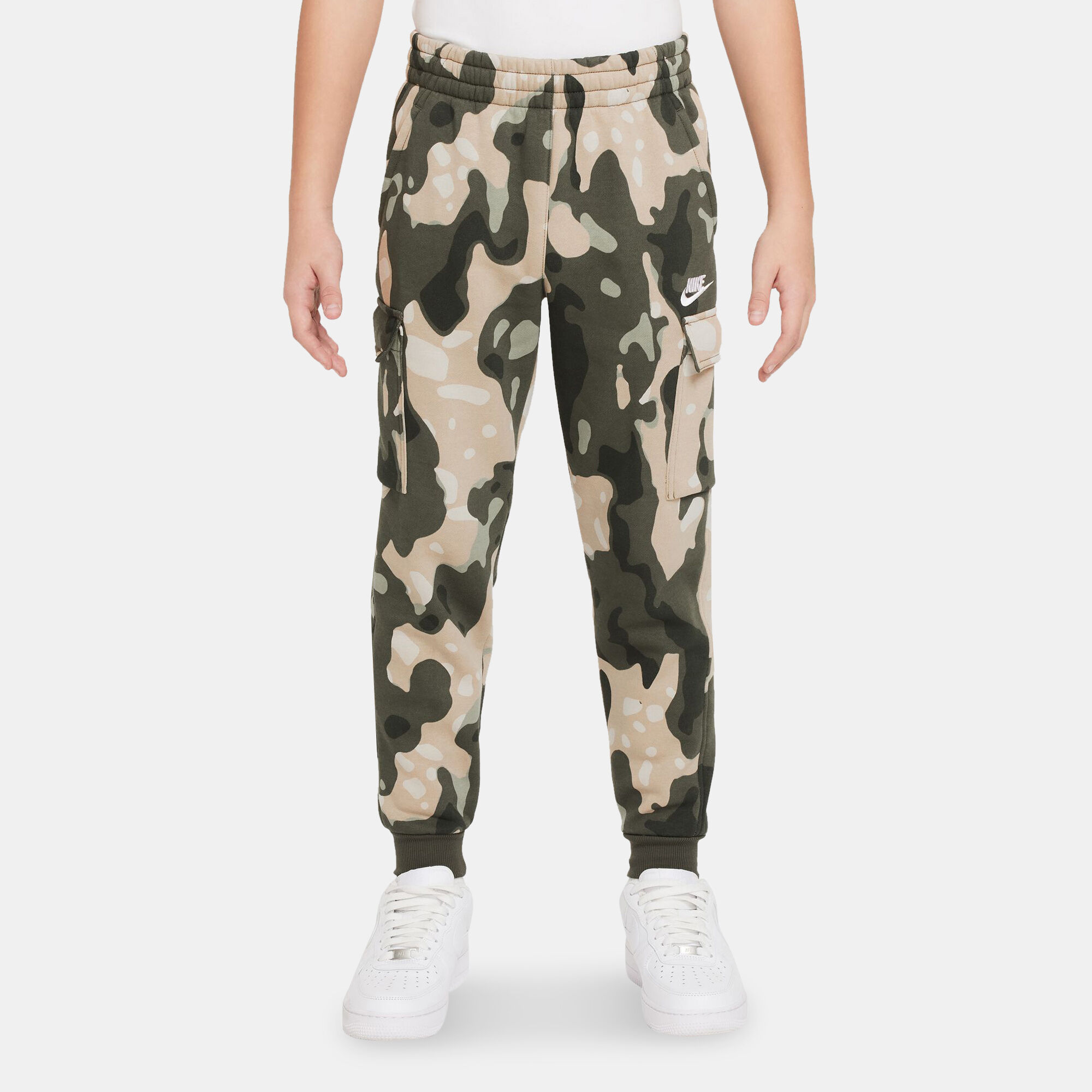 Nike club camo pants discount