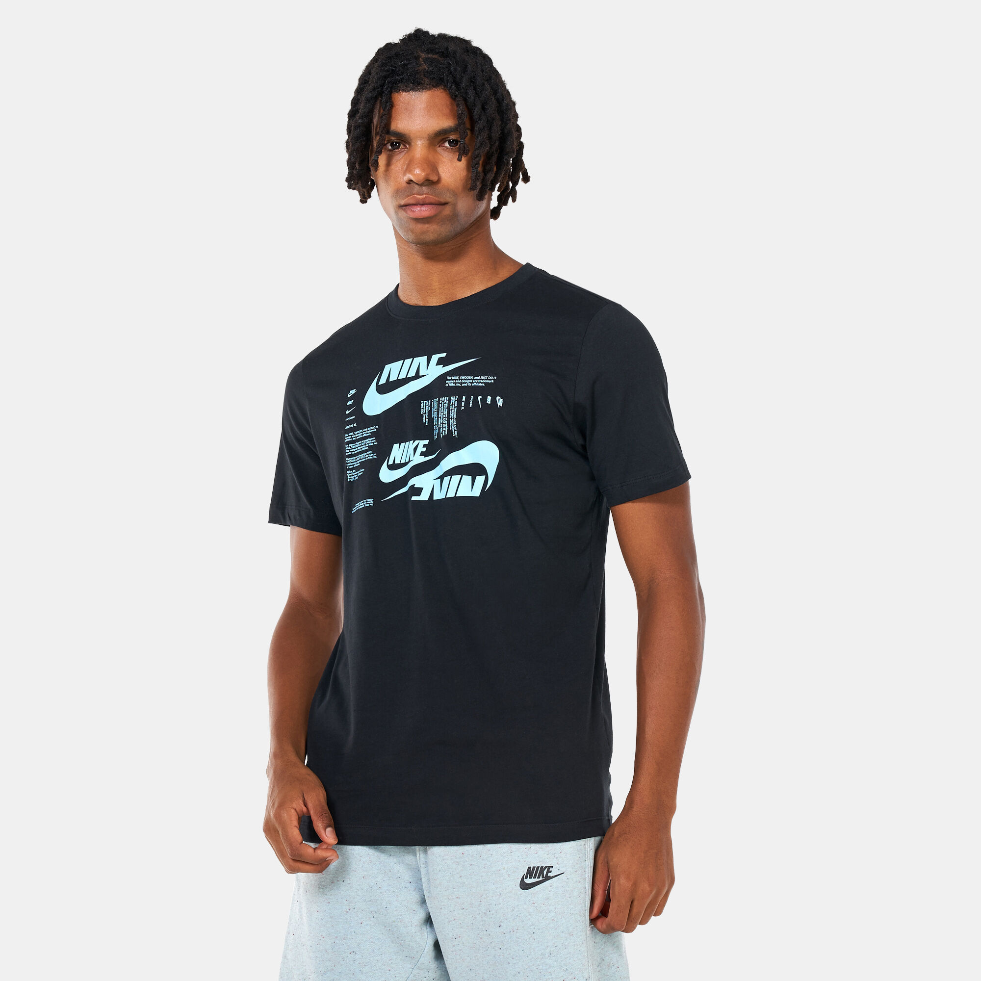 Nike club t shirt black shop