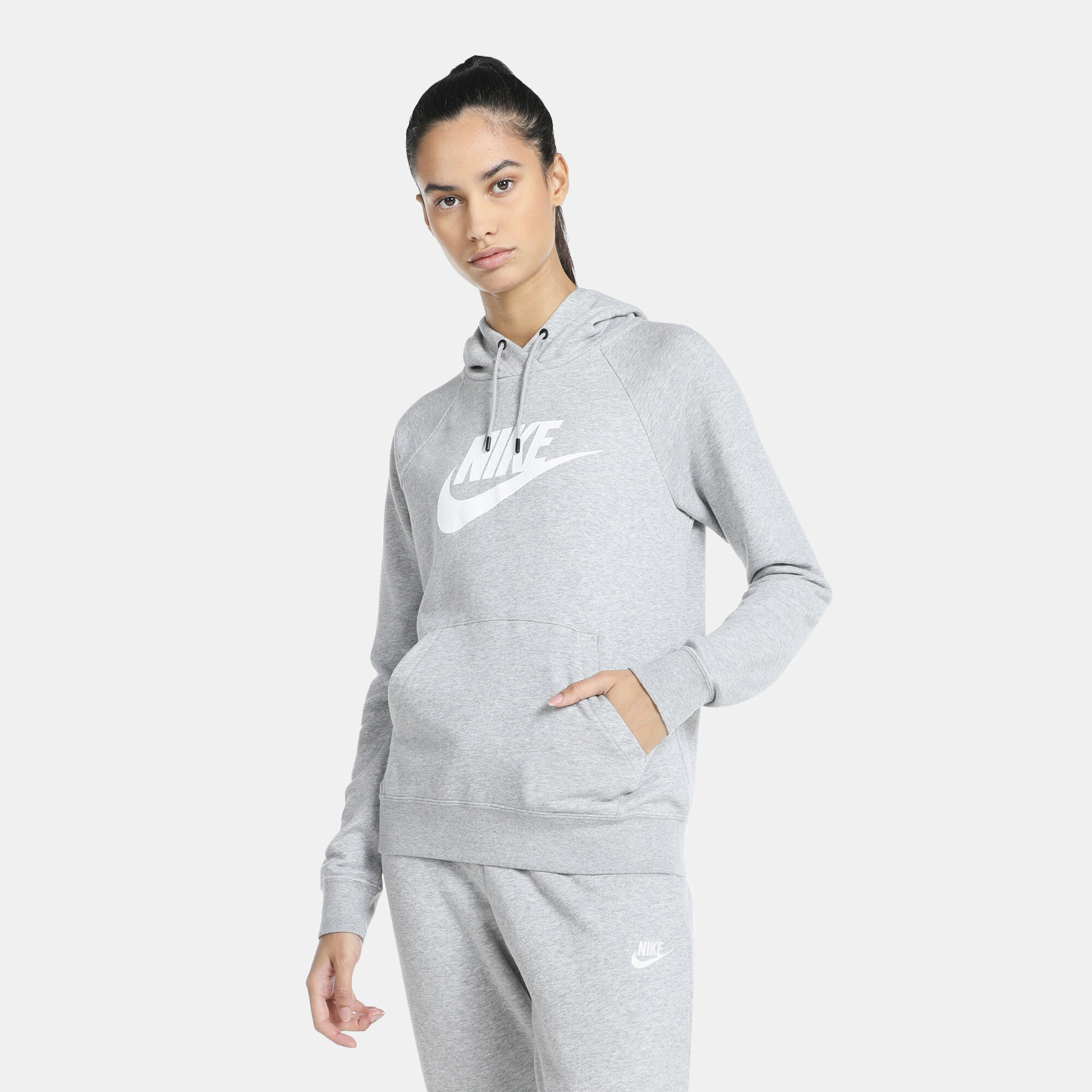 Grey nike sweatshirt womens shop