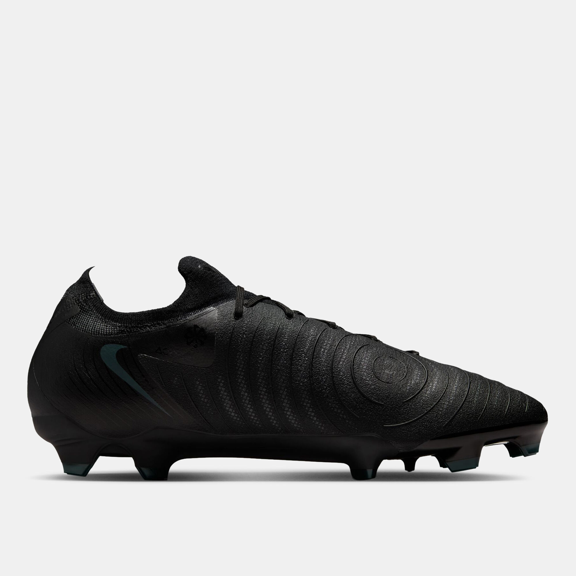 Phantom football shoes 2025