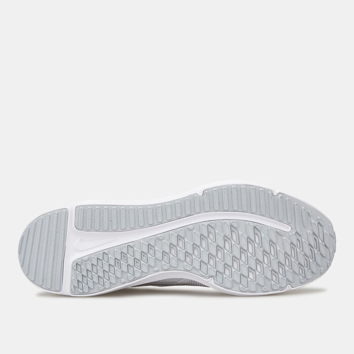 Nike Men's Downshifter 12 Road Running Shoe White image number 4