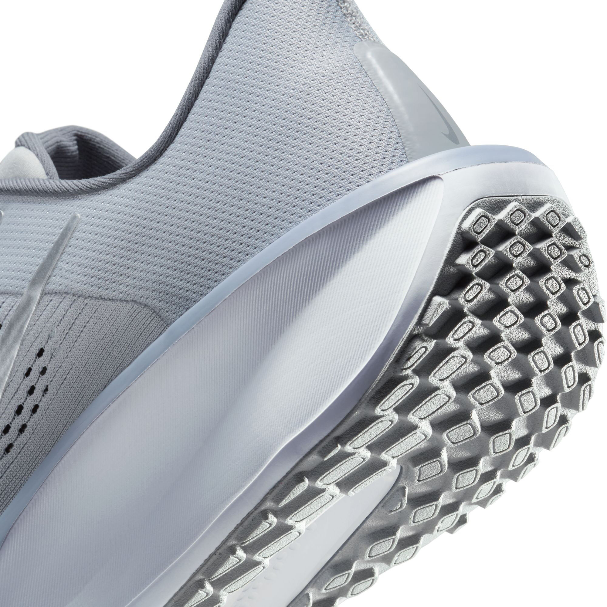 Men s Quest 6 Road Running Shoes Grey Nike in Kuwait SSS
