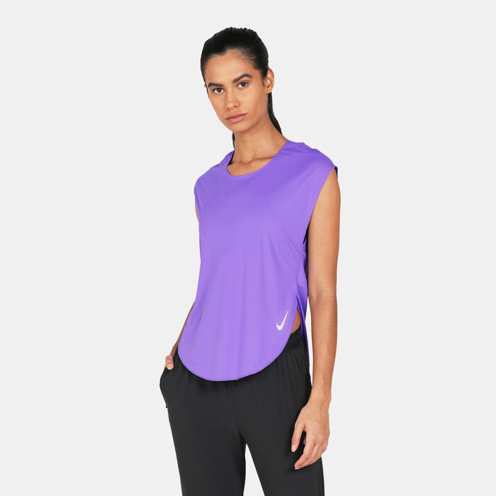 Nike City Sleek Women's Short-Sleeve Running Top.