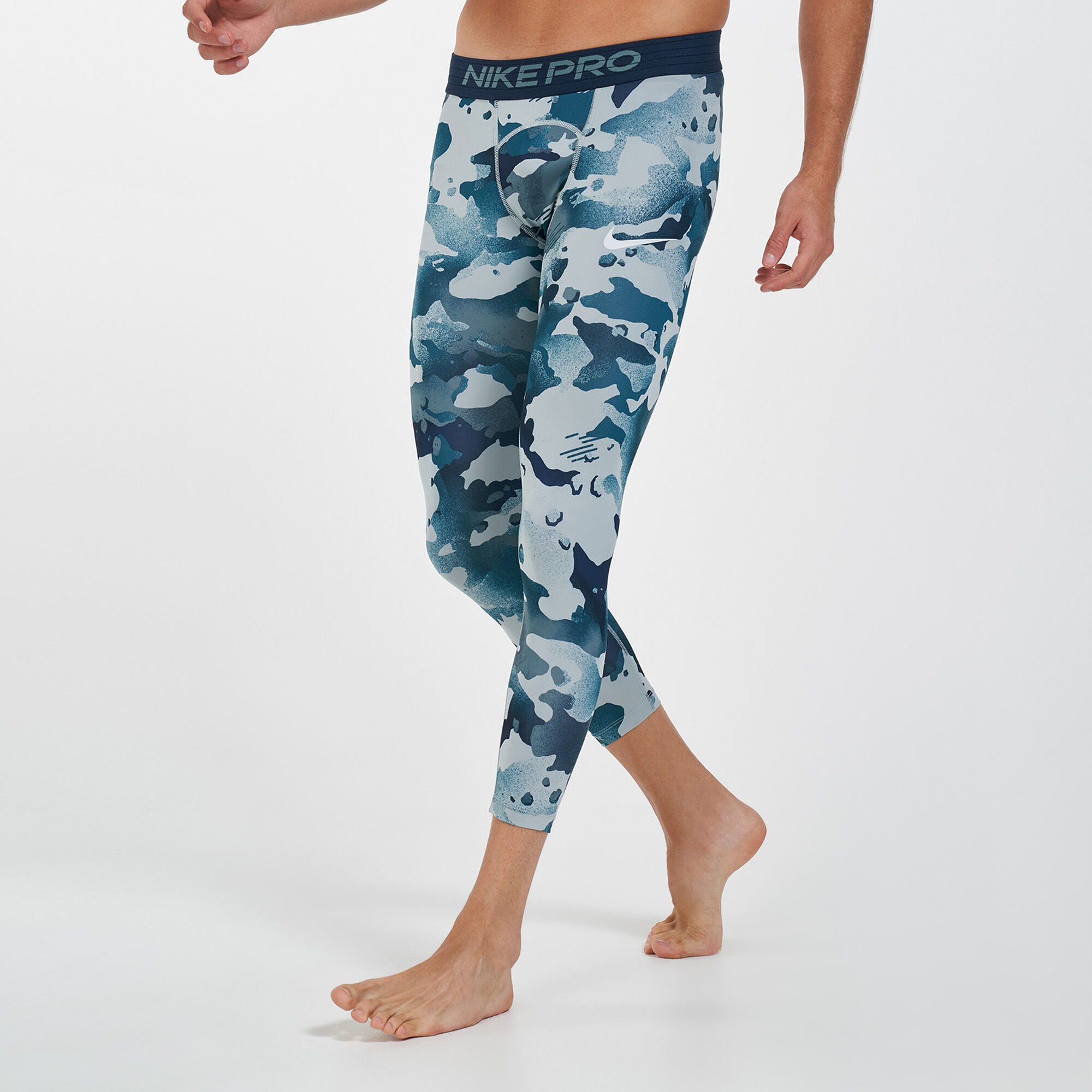 Camo nike tights online