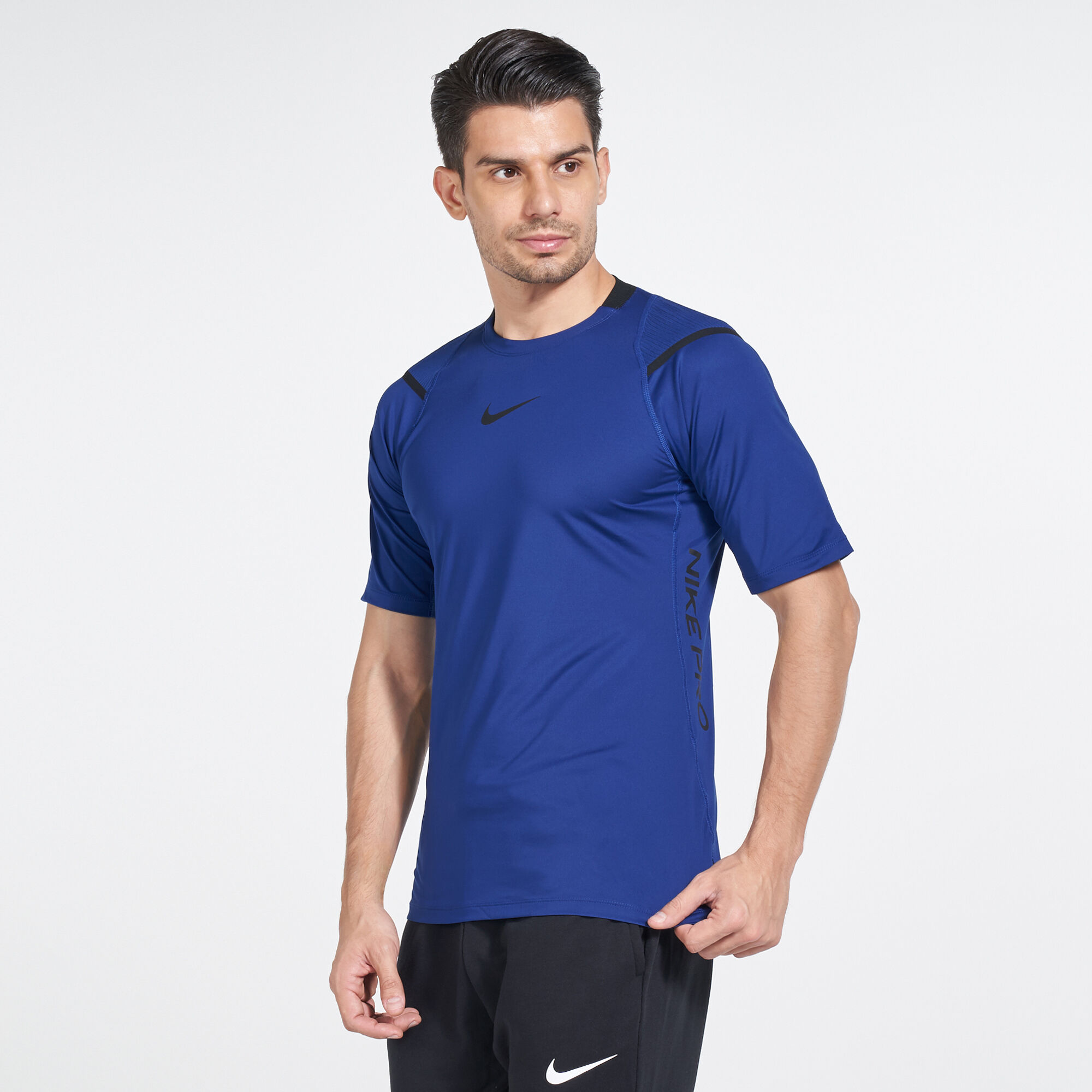 Nike cheap pro aeroadapt