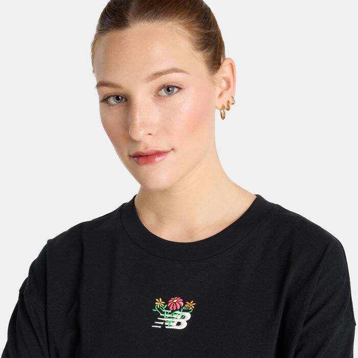 New Balance Women's Athletics Flower T-Shirt Black image number 3
