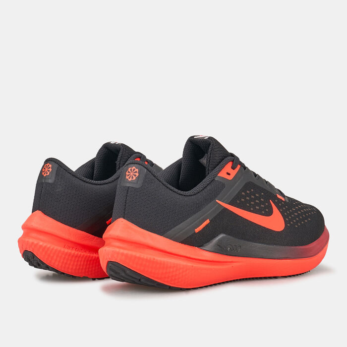 Nike Women's Winflo 10 Road Running Shoe Black image number 2