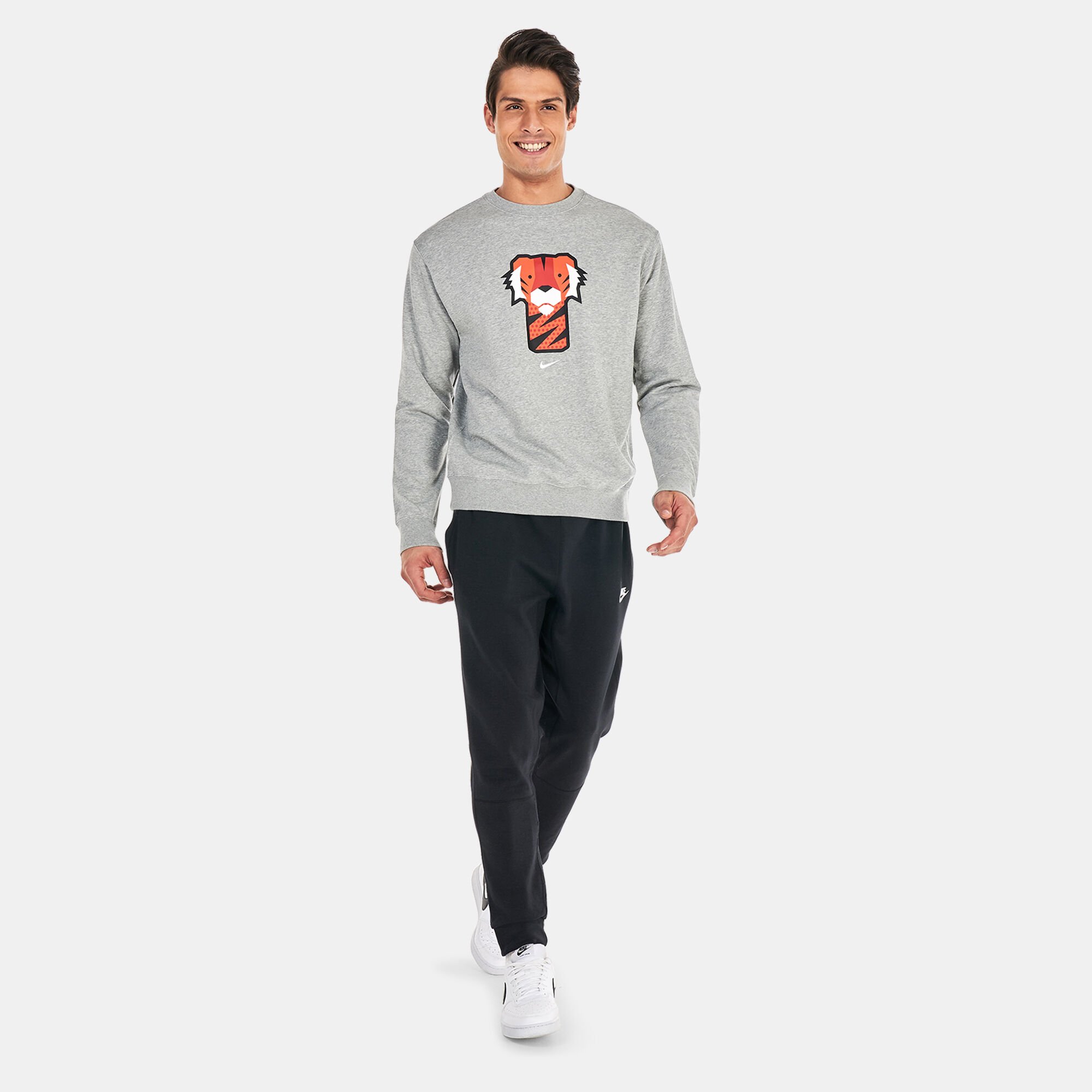 Men s Golf TW Frank Crew Sweatshirt Grey Nike Golf in Kuwait SSS