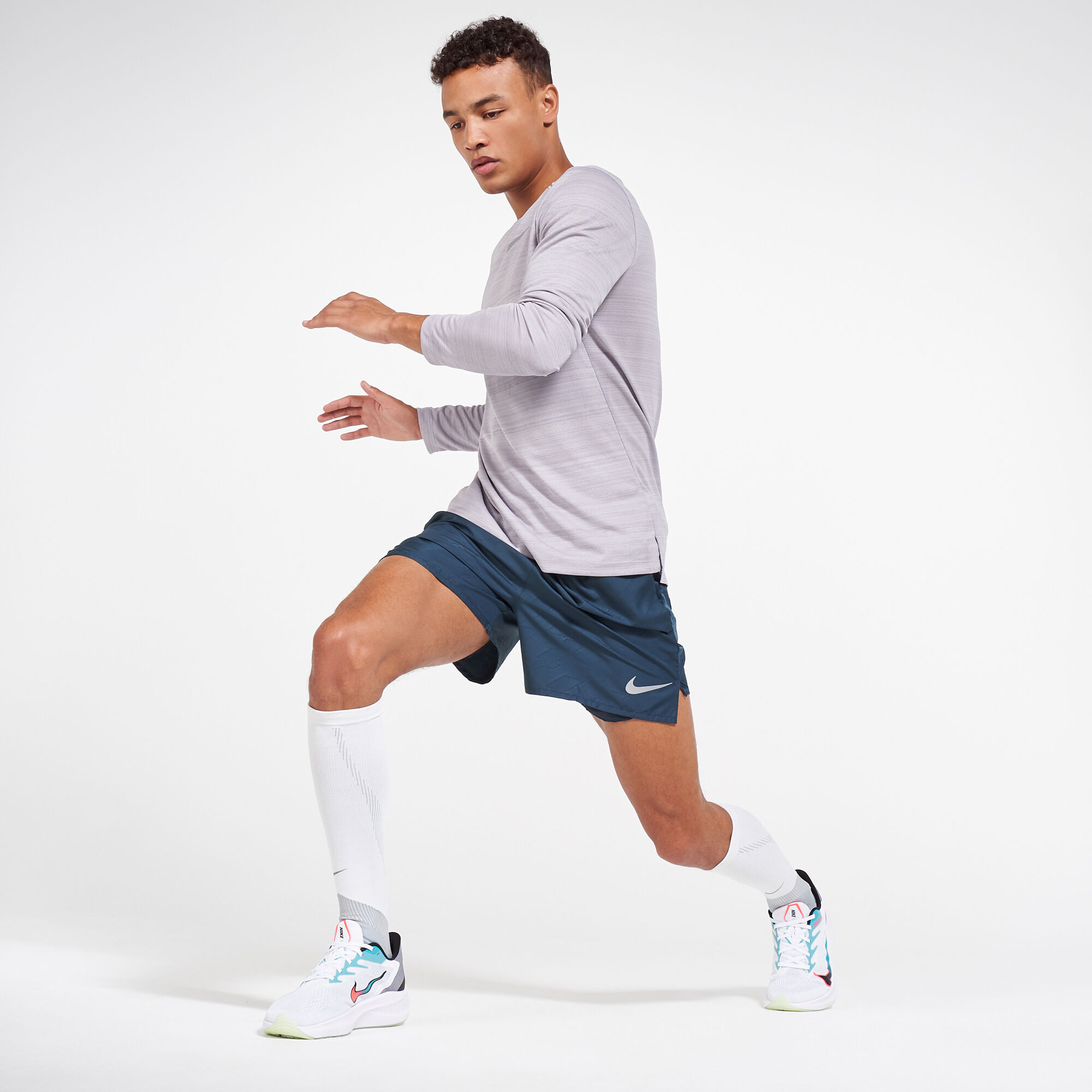 Nike Men s Challenger Future Fast Printed Running Shorts in Kuwait