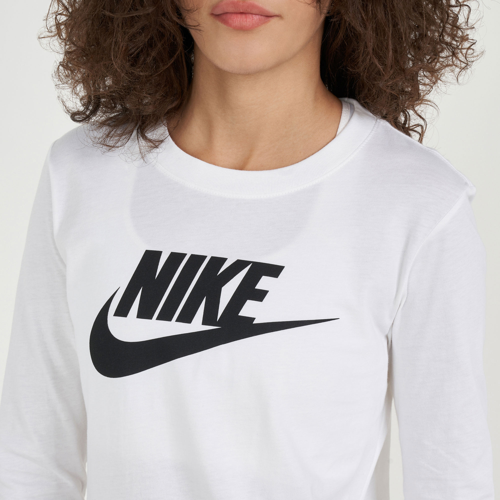 Women s Essential Icon Futura Long Sleeves T Shirt White Nike in Kuwait SSS