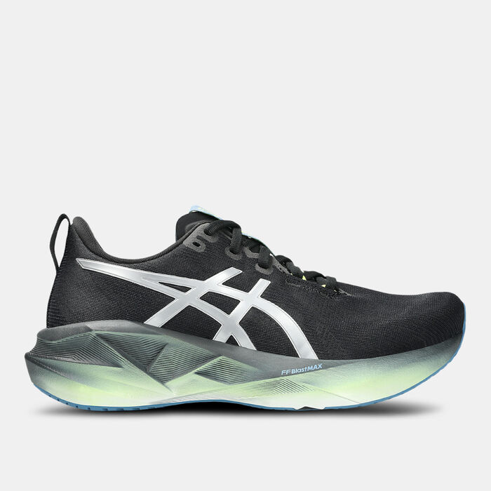 ASICS Women's NOVABLAST 5 LUXE Running Shoes Black image number 0