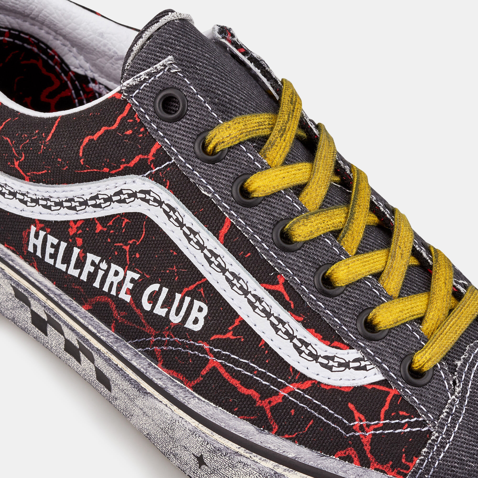 Stranger things shoes vans online