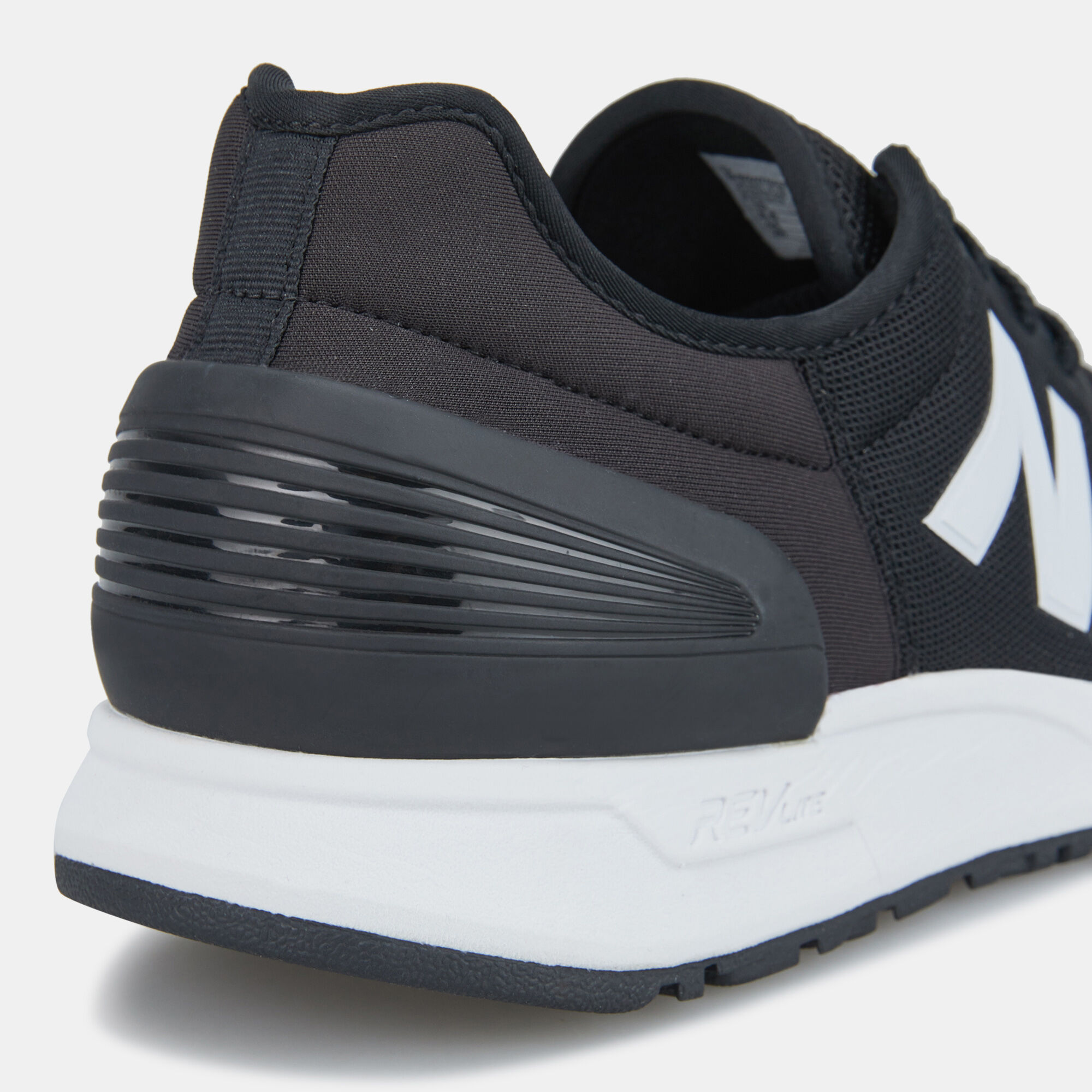 Men s 247 Shoe Black New Balance in Kuwait SSS
