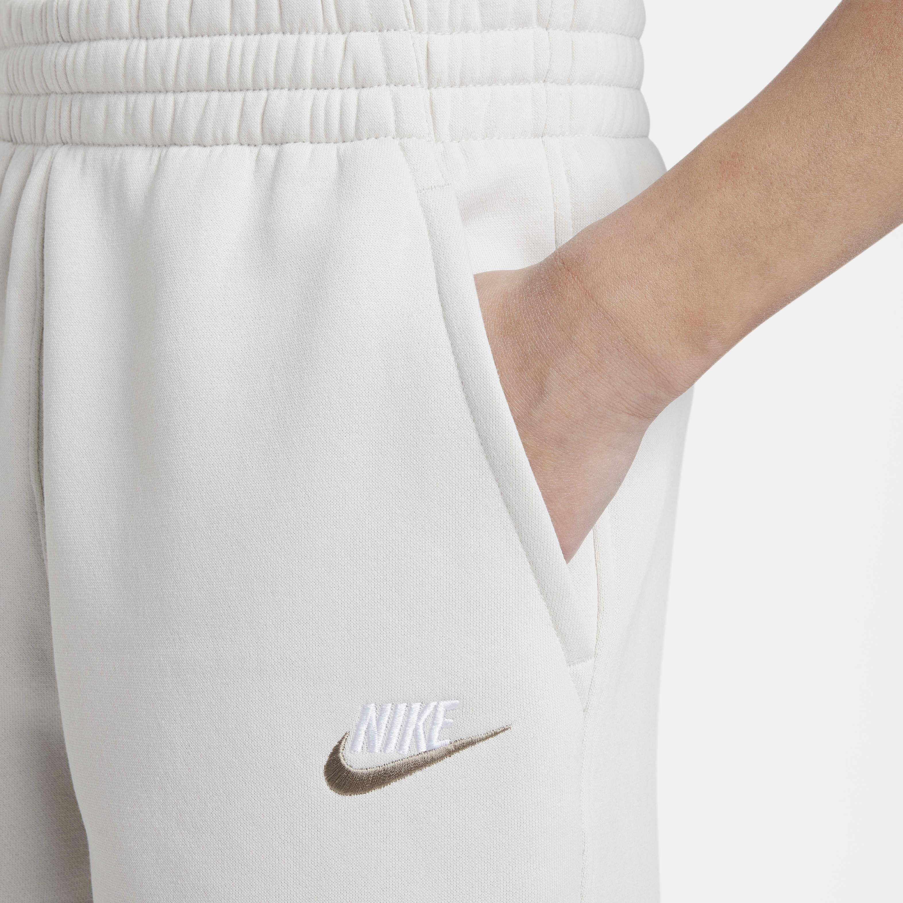 Kids Sportswear Club Fleece Tracksuit Shorts Set White Nike in Kuwait SSS