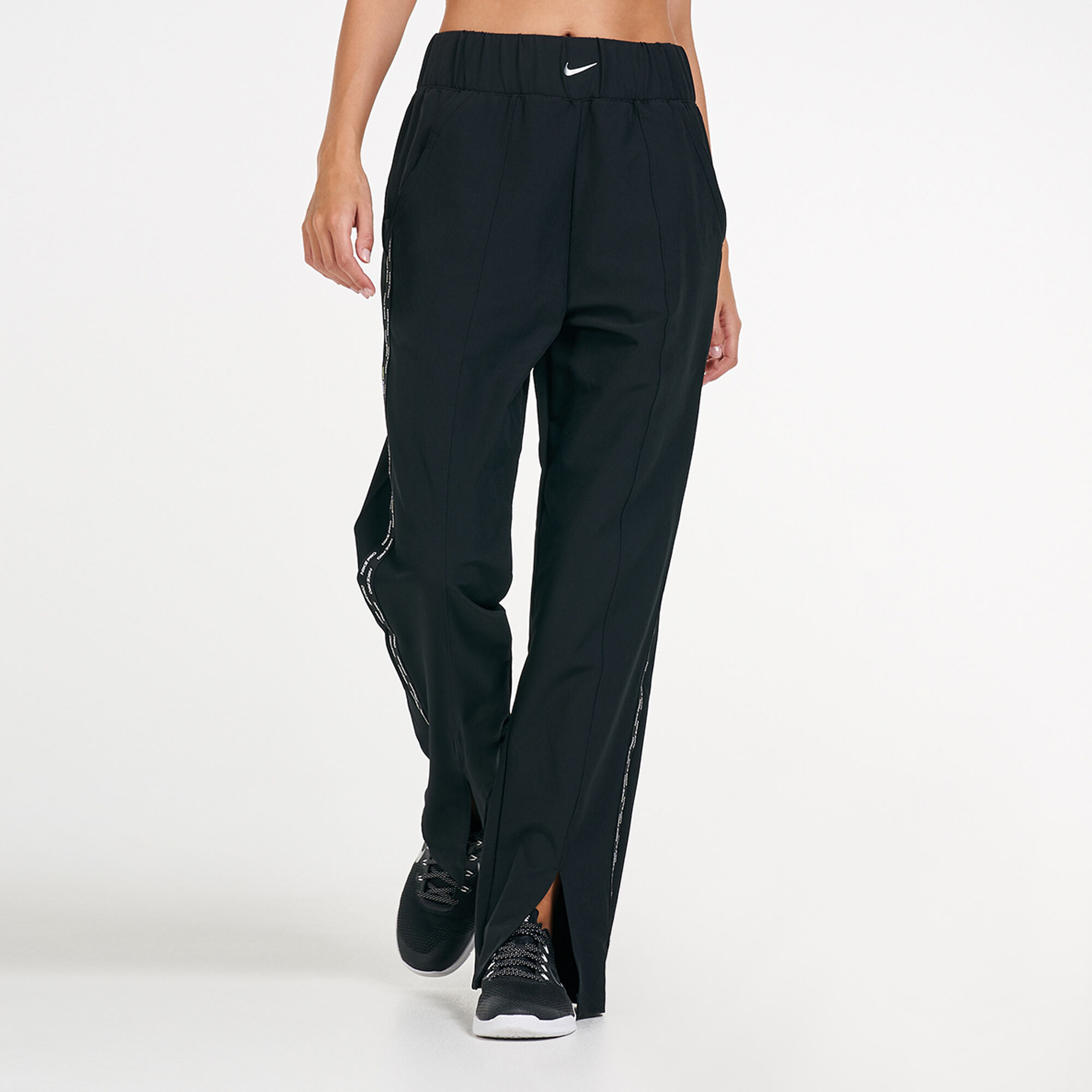 Nike pro sweatpants best sale womens