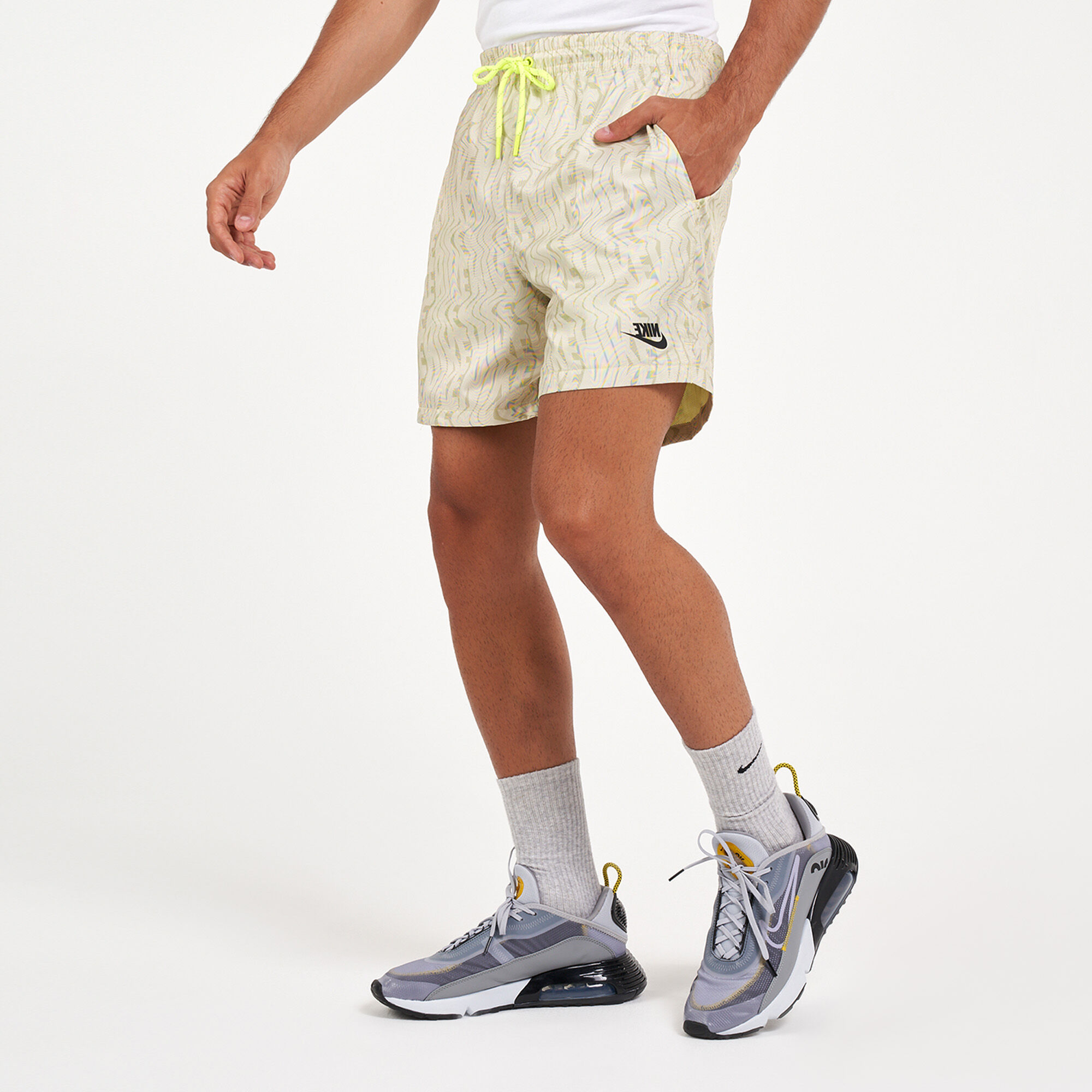Men s Sportswear Festival Woven Shorts Green Nike in Kuwait SSS