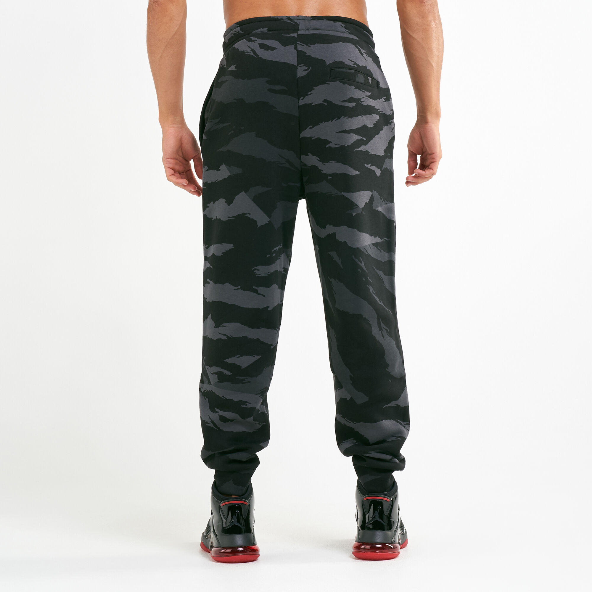 Buy Jordan Men's Jumpman Fleece Camo Pants in Kuwait | SSS