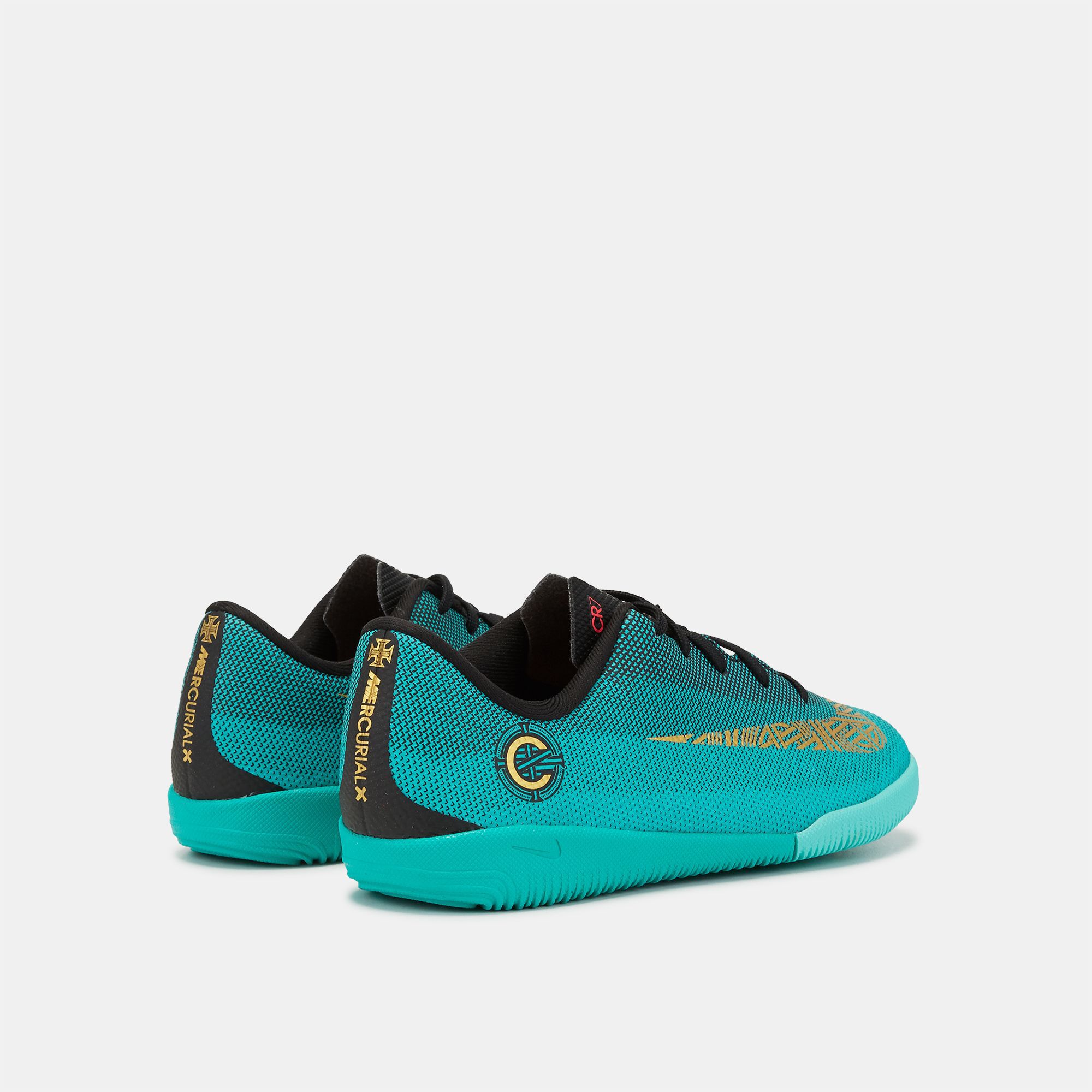 Mercurial vapor xii academy cr7 hot sale