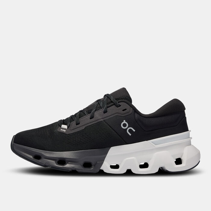 On Women's Cloudflyer 5 Running Shoes Black image number 2