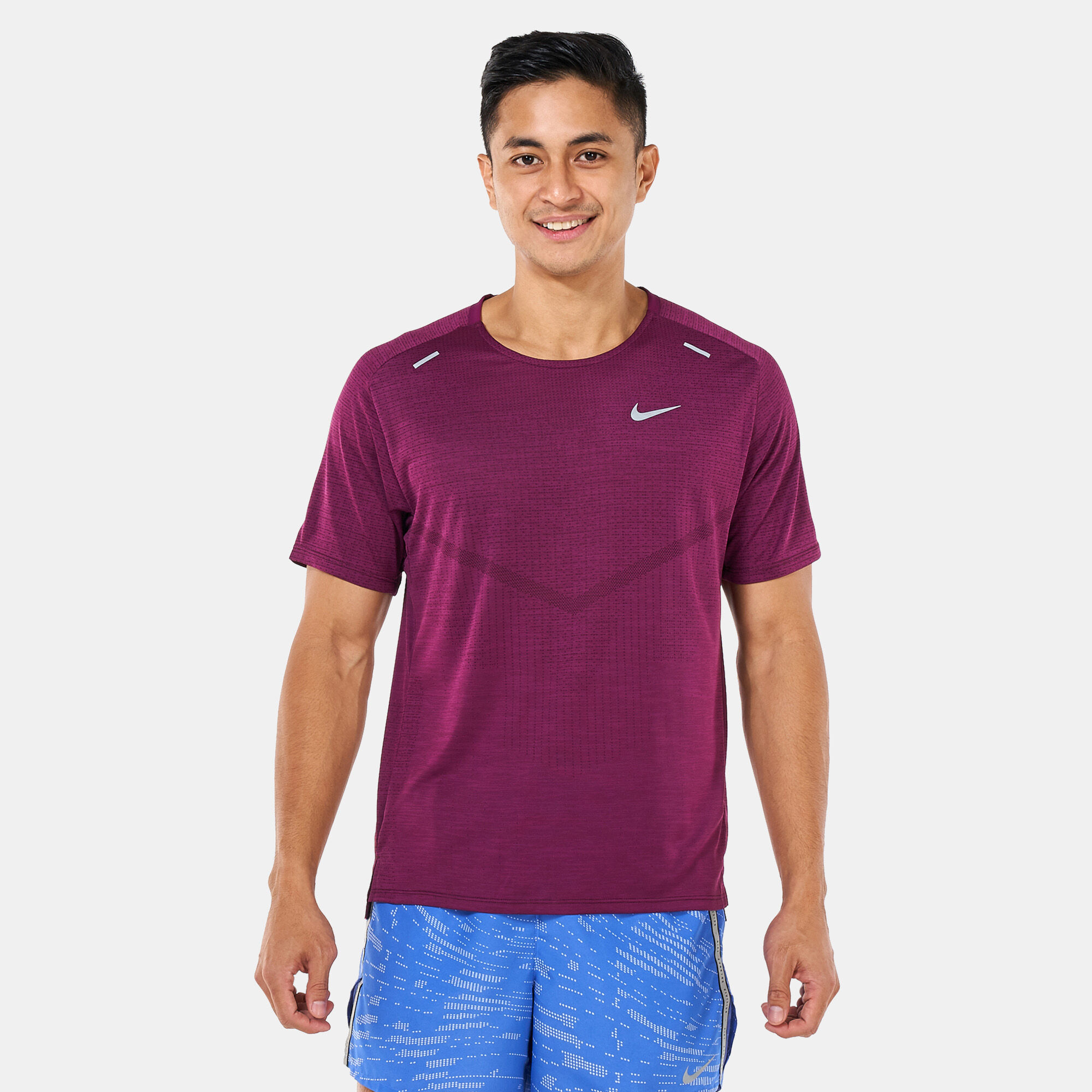 Men s Dri FIT ADV Techknit Ultra T Shirt Red Nike in Kuwait SSS