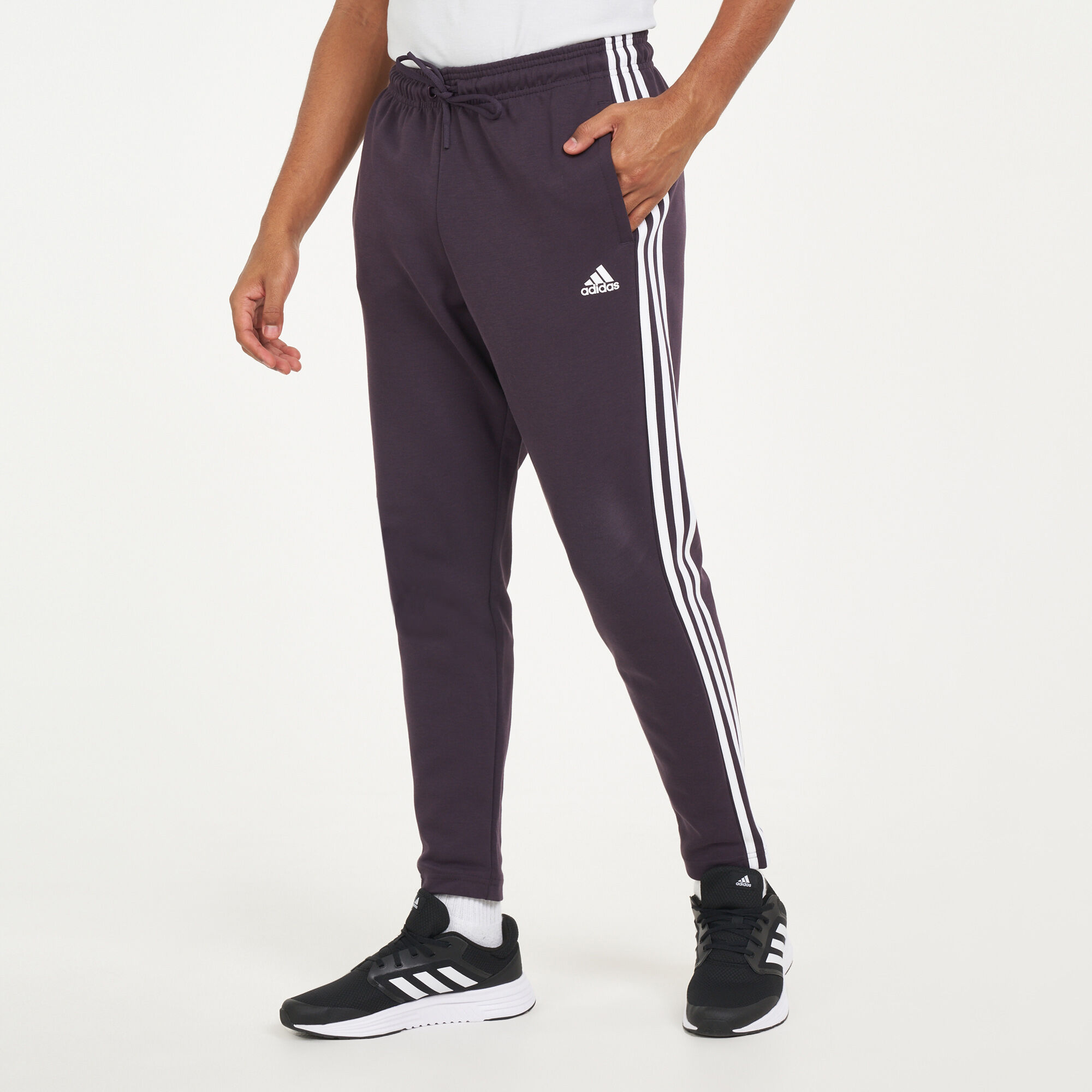 Must have 3 stripes pants sales