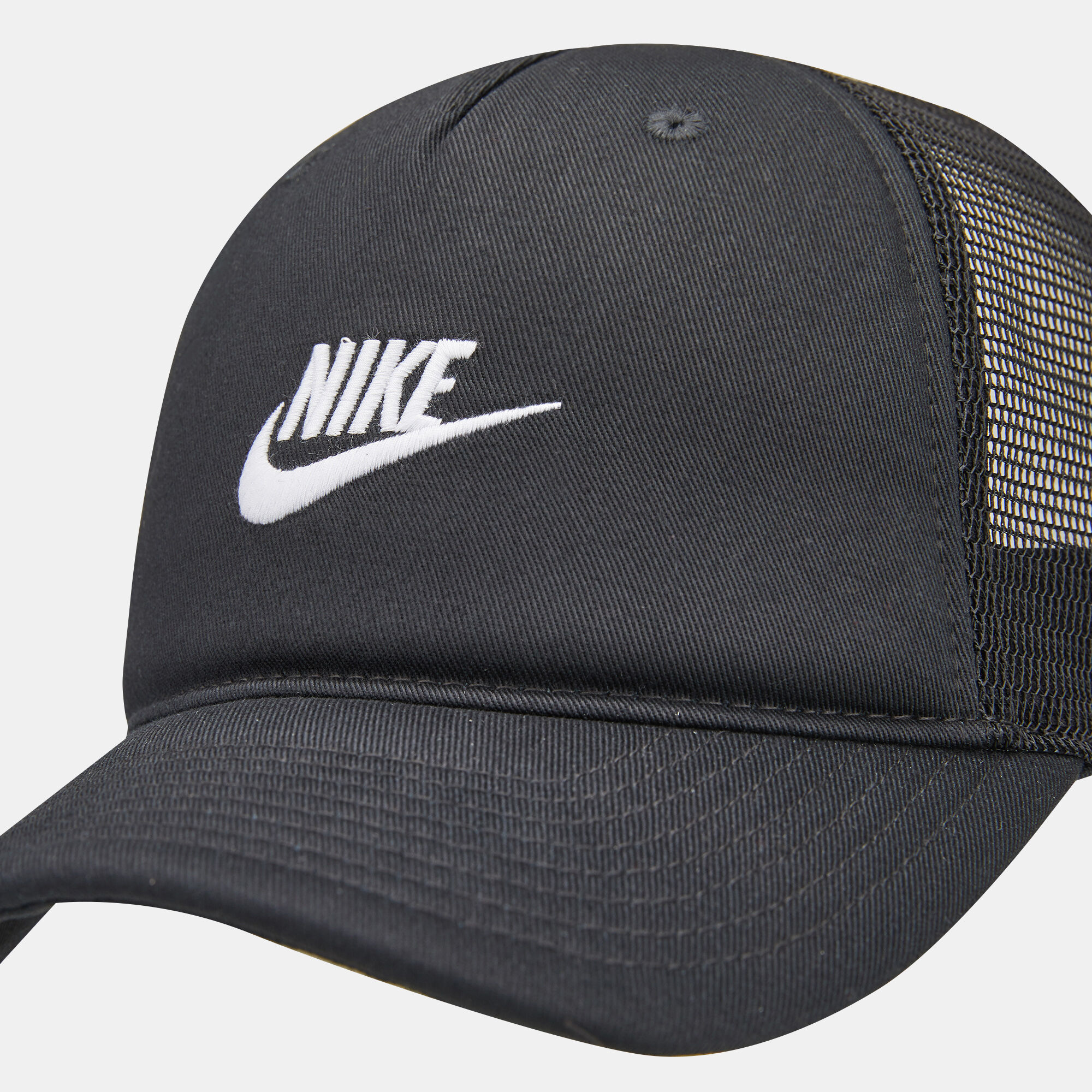 Nike trucker hat best sale
