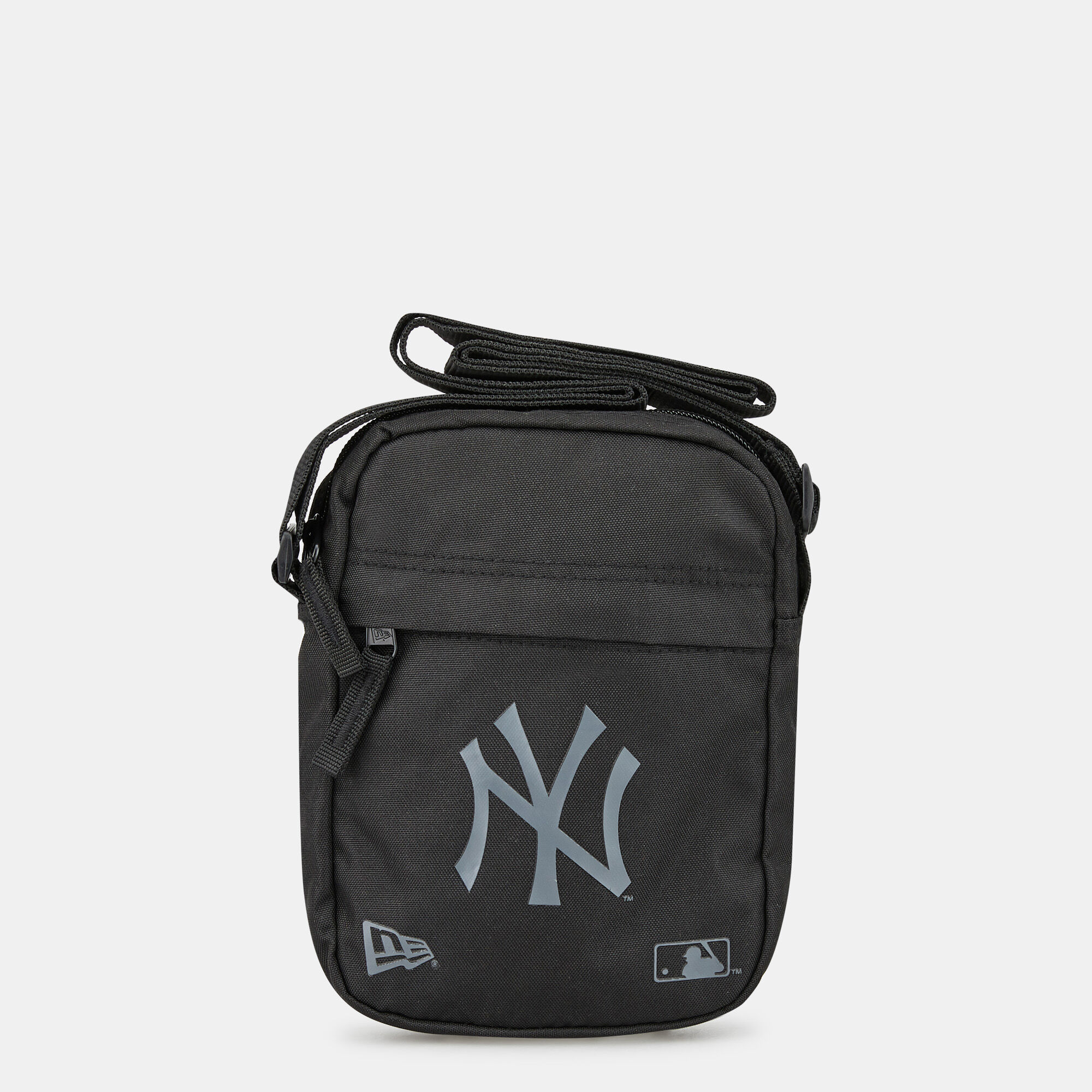 Men s New York Yankees Crossbody Bag Black New Era in Kuwait SSS