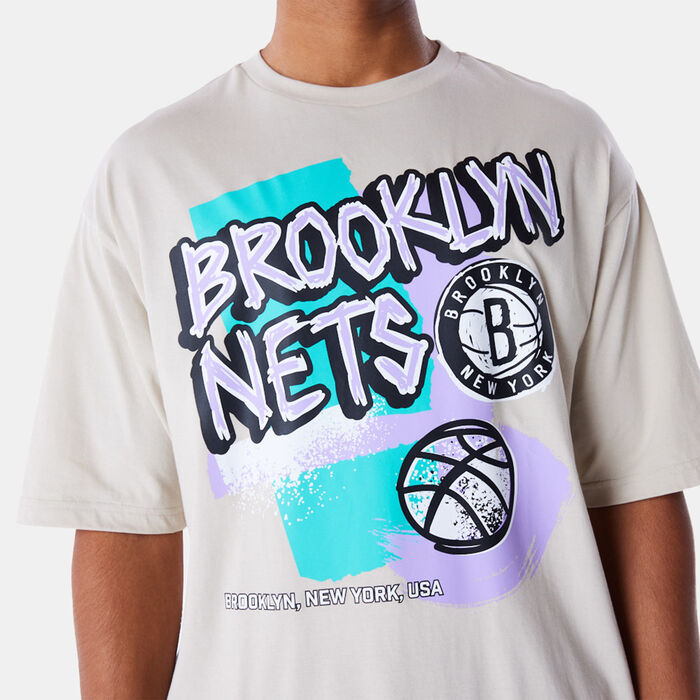 New Era Men's NBA Brooklyn Nets Retro Graphic T-Shirt Beige image number 2