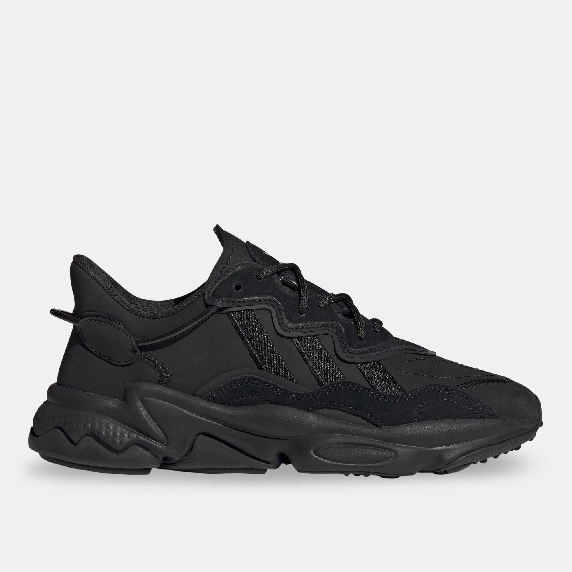 Shop adidas Originals Women s OZWEEGO Shoes Black Online in Kuwait SSS