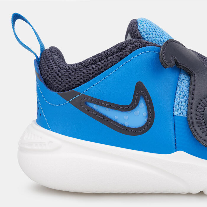 Nike Kids' Team Hustle D 11 Shoe (Baby and Toddler) Blue image number 5