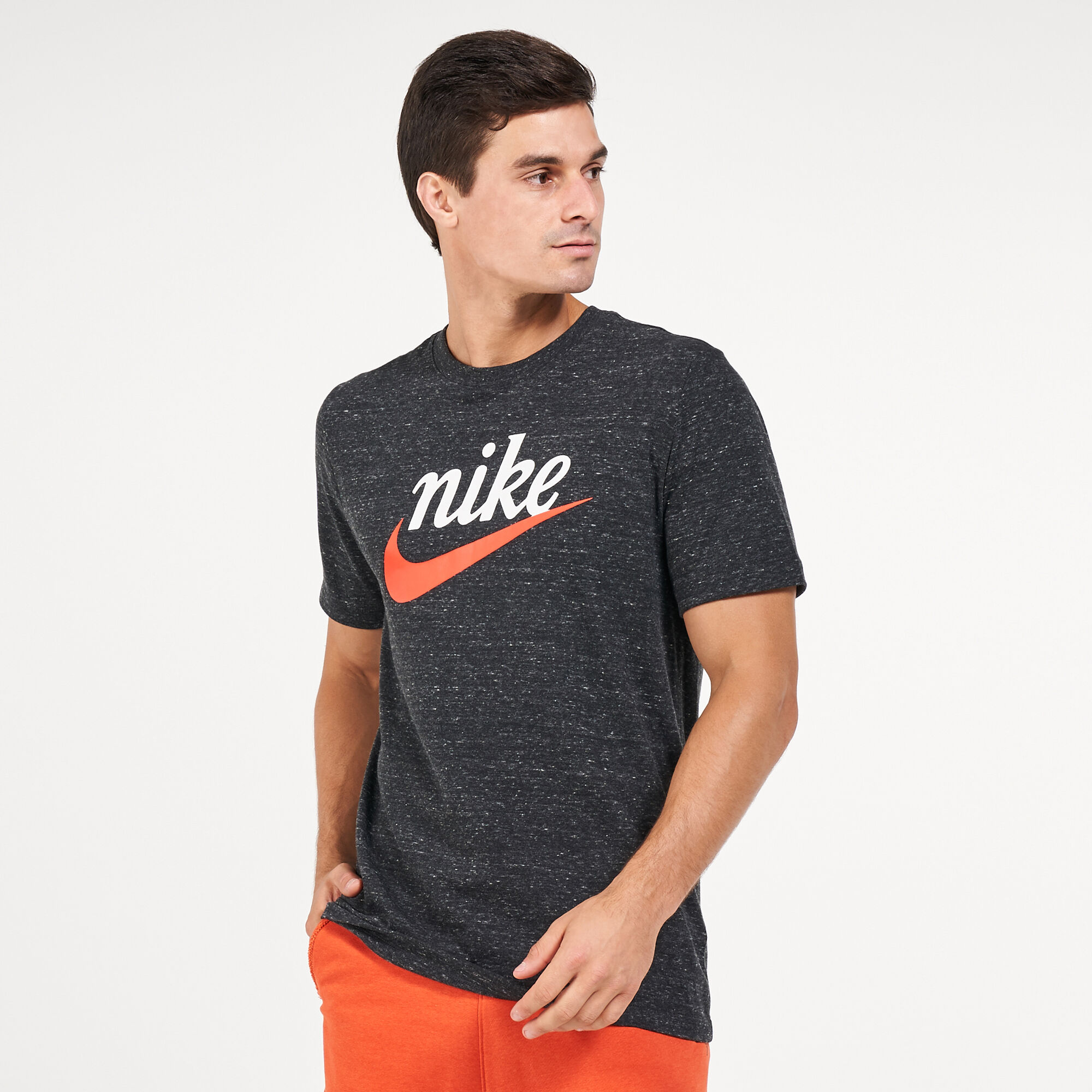 Nike heritage logo t shirt sale