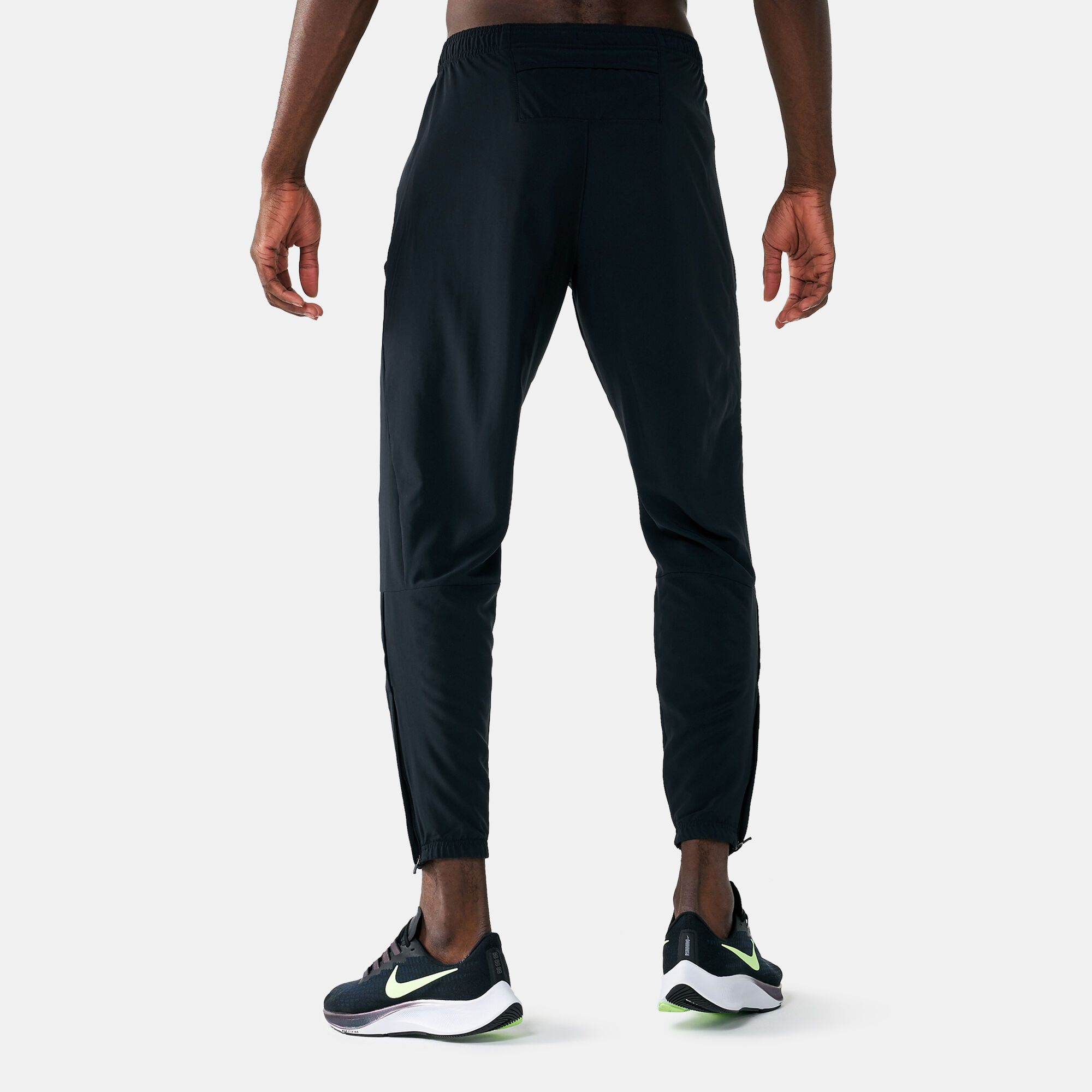 Men s Essential Woven Pants Black Nike in Kuwait SSS