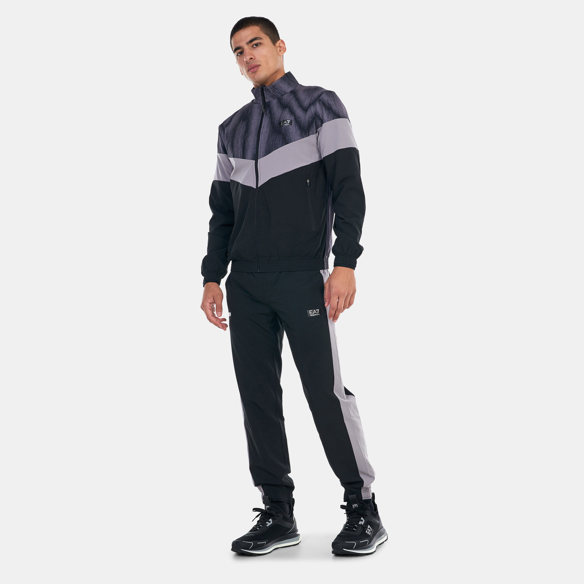 Armani training top