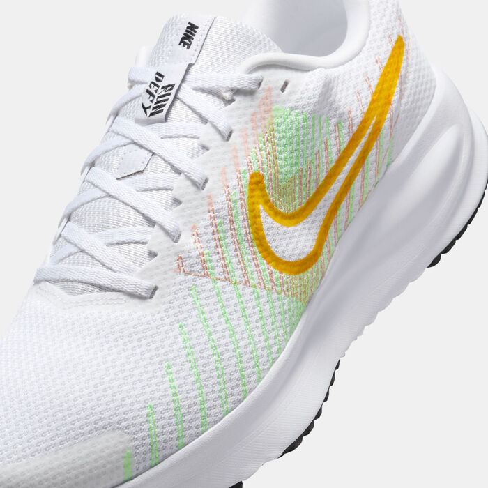 Nike Men's Run Defy Road Running Shoes White image number 4