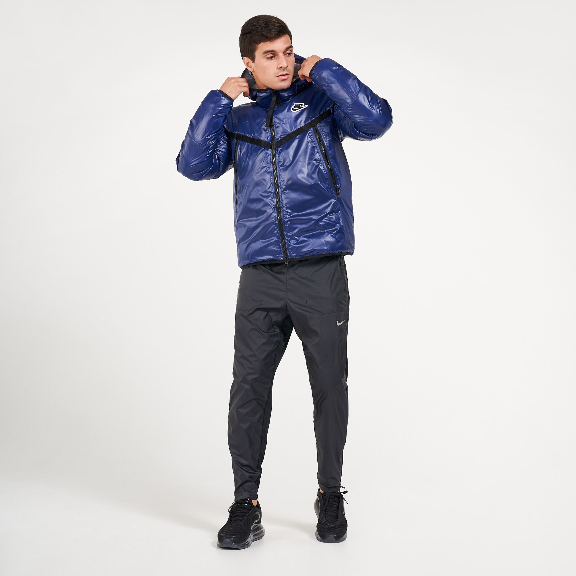 Men's Sportswear Synthetic-Fill Windrunner Jacket