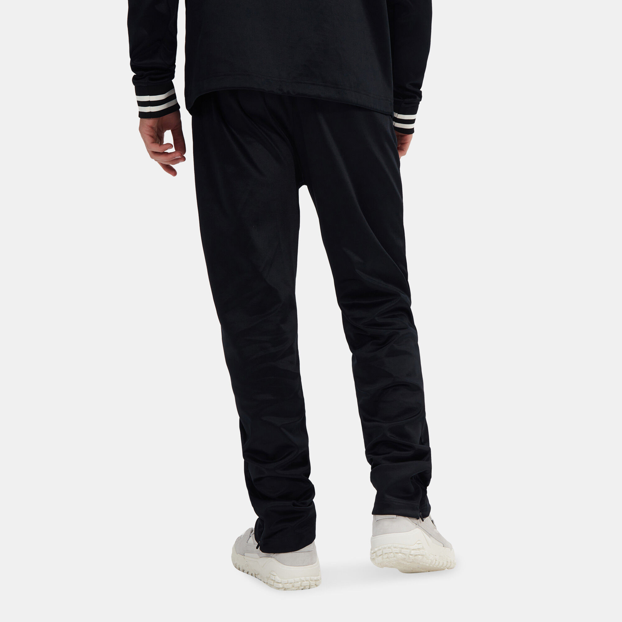 Buy Ellesse Pants in Kuwait Up to 60 Off SSS
