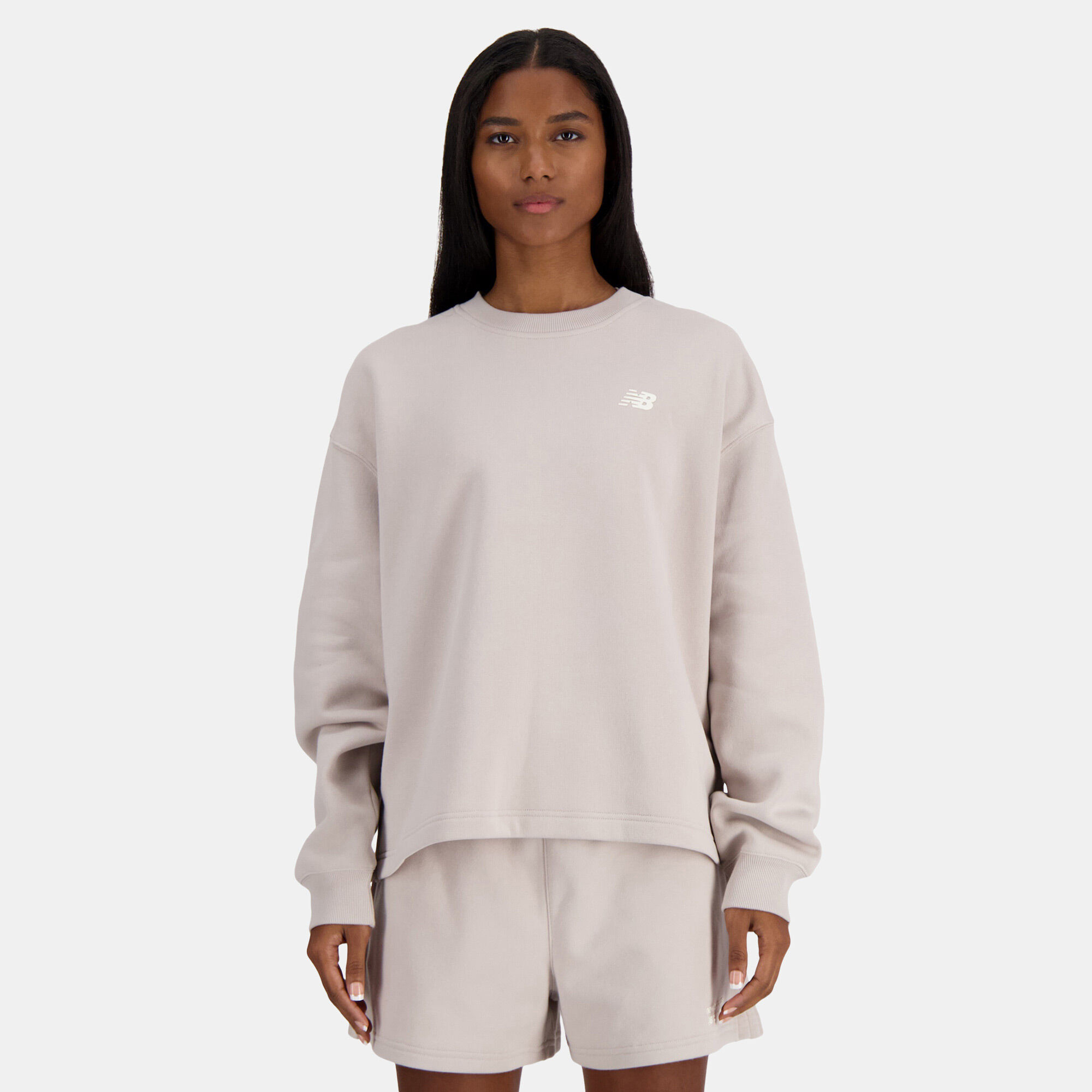 Women s Linear Heritage Sweatshirt Beige New Balance in Kuwait SSS