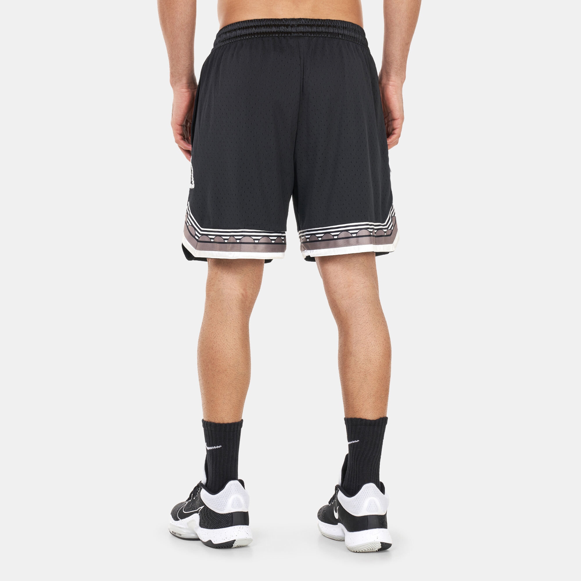 6 inch nike shorts 2025